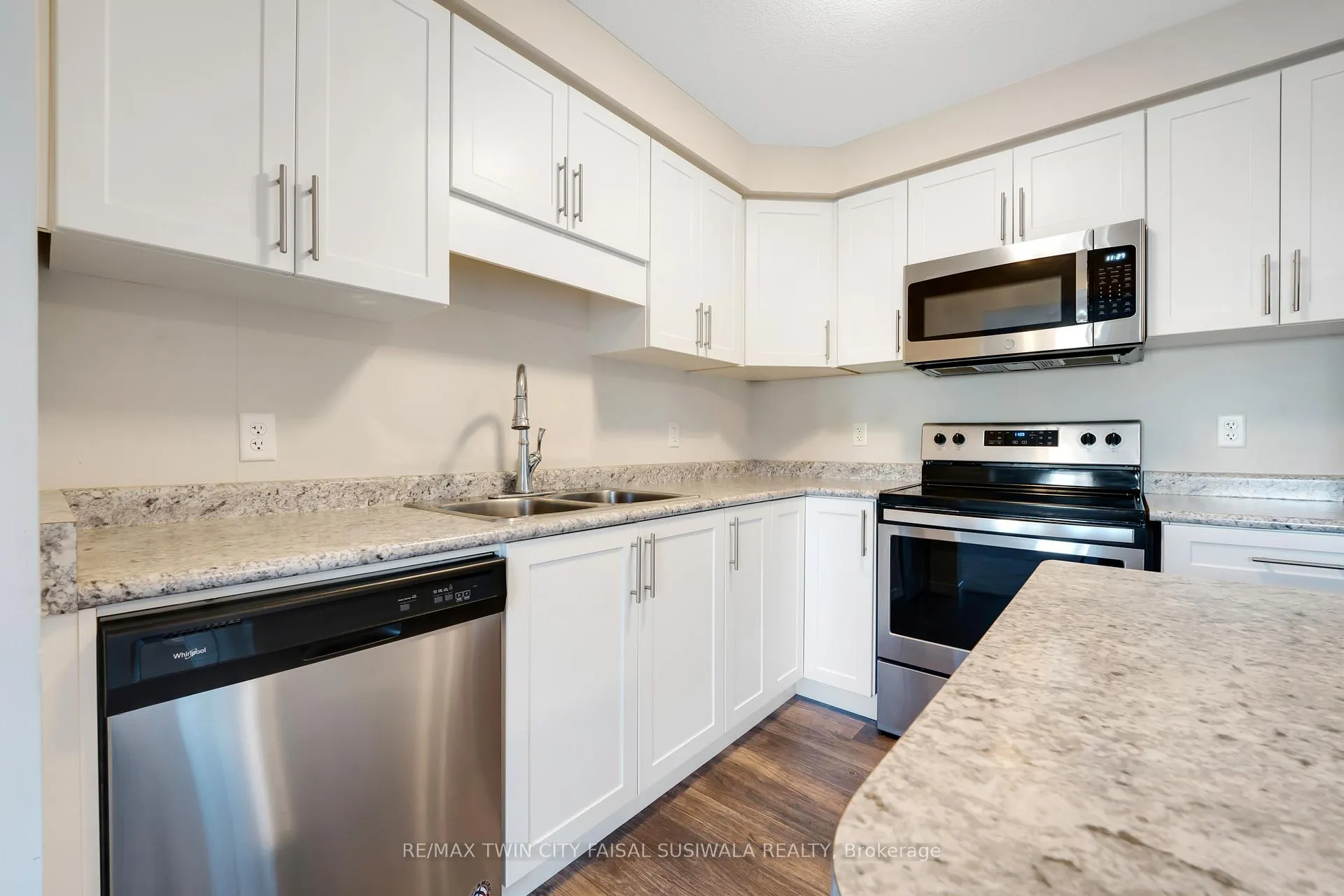 Photo 11 of Unit 56, 50 Pinnacle Drive, Kitchener — HOMEH