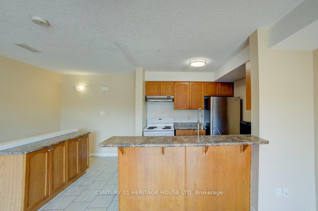 Photo 8 of Unit 10D, 45 Cedar Hill Cresc, Kitchener, Pioneer Park — HOMEH