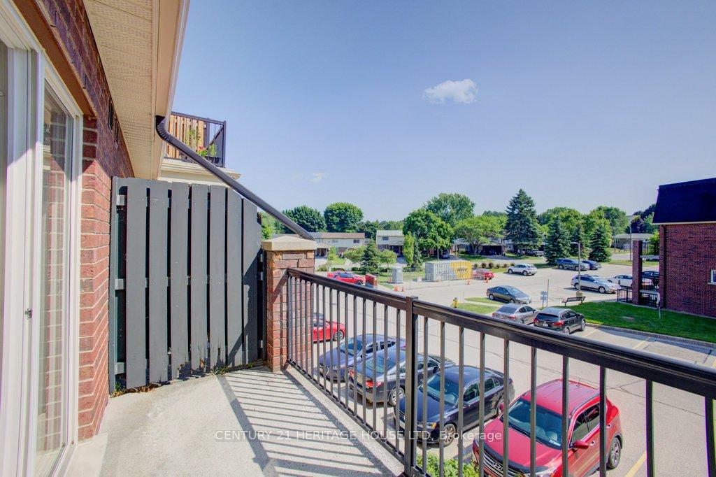 Photo 11 of Unit 10D, 45 Cedar Hill Cresc, Kitchener, Pioneer Park — HOMEH
