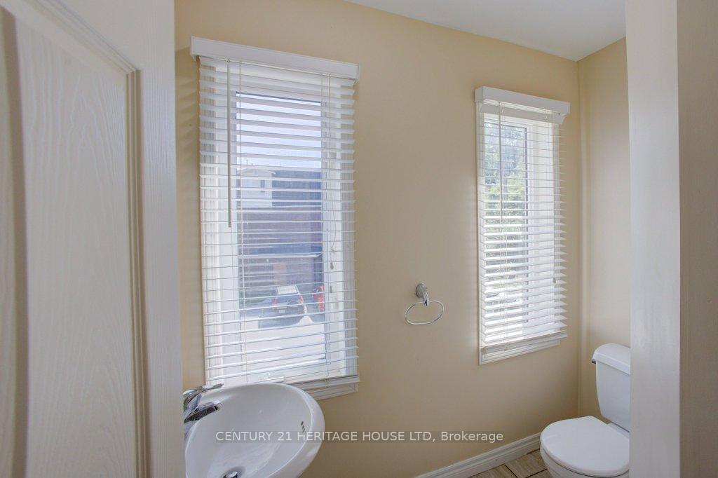 Photo 14 of Unit 10D, 45 Cedar Hill Cresc, Kitchener, Pioneer Park — HOMEH