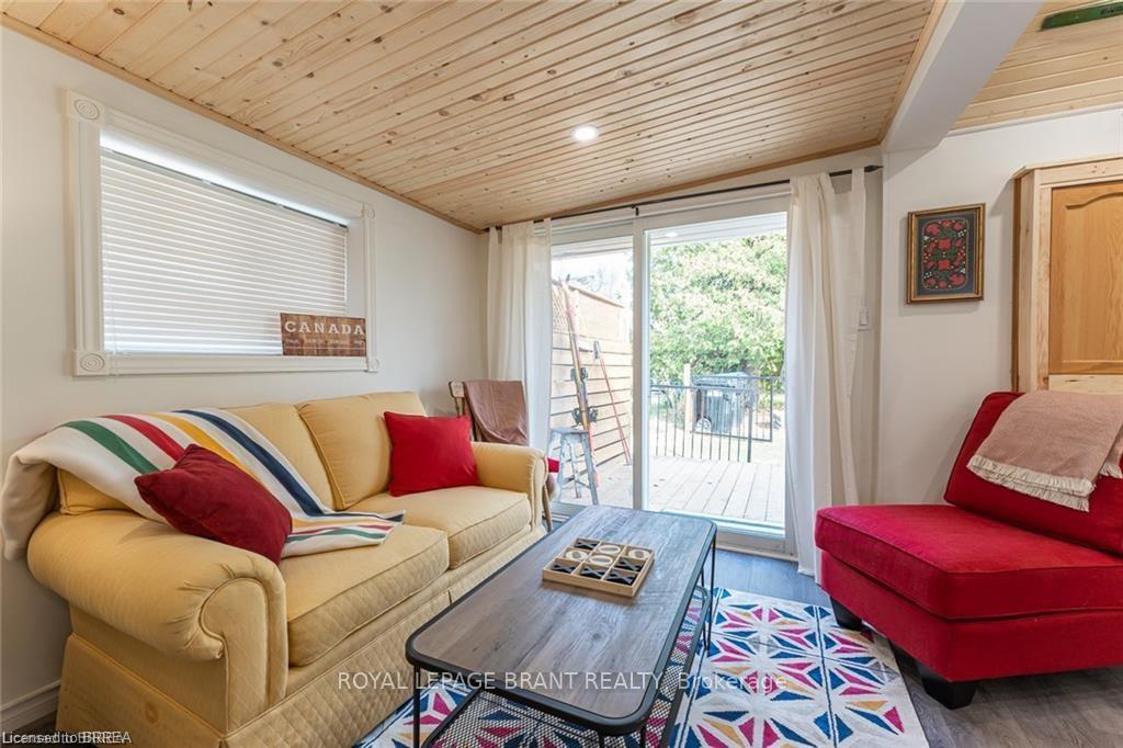 Photo 25 of 9296 Beachwood Road, Collingwood — HOMEH