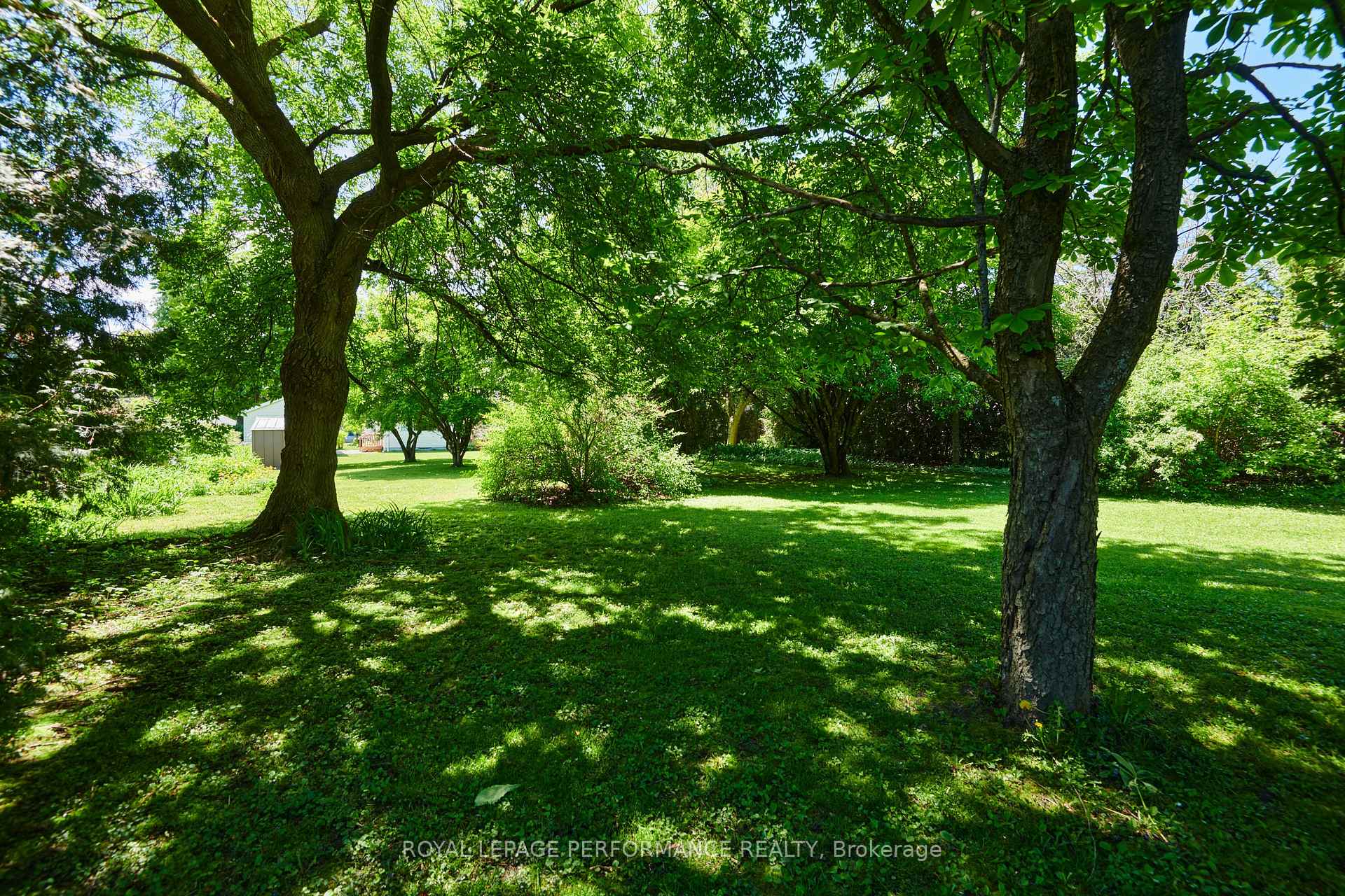 Photo 5 of 1156 Normandy Crescent, Ottawa, Borden Farm/Stewart Farm/Carleton Heights/Parkwood Hills — HOMEH