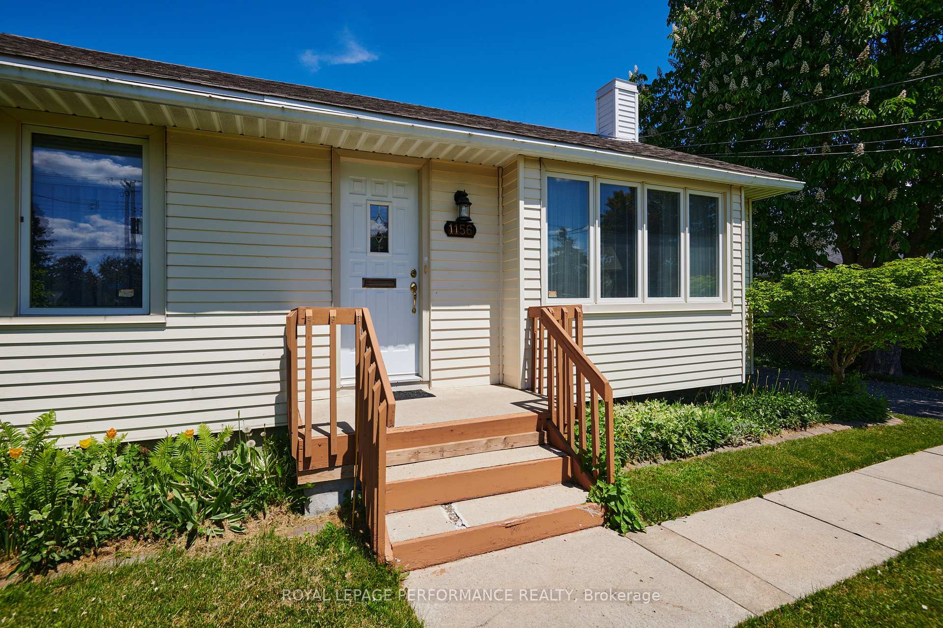 Photo 8 of 1156 Normandy Crescent, Ottawa, Borden Farm/Stewart Farm/Carleton Heights/Parkwood Hills — HOMEH