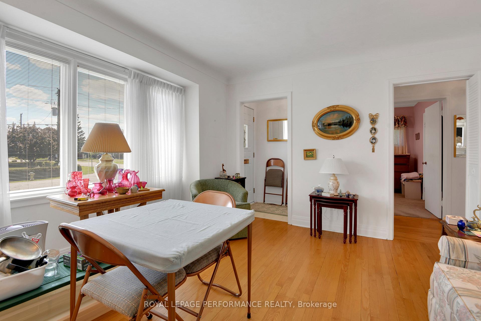 Photo 15 of 1156 Normandy Crescent, Ottawa, Borden Farm/Stewart Farm/Carleton Heights/Parkwood Hills — HOMEH