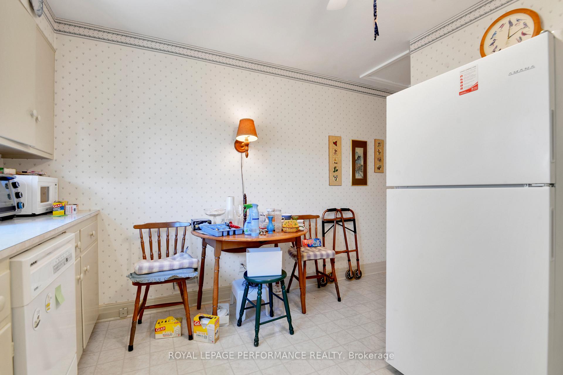 Photo 16 of 1156 Normandy Crescent, Ottawa, Borden Farm/Stewart Farm/Carleton Heights/Parkwood Hills — HOMEH