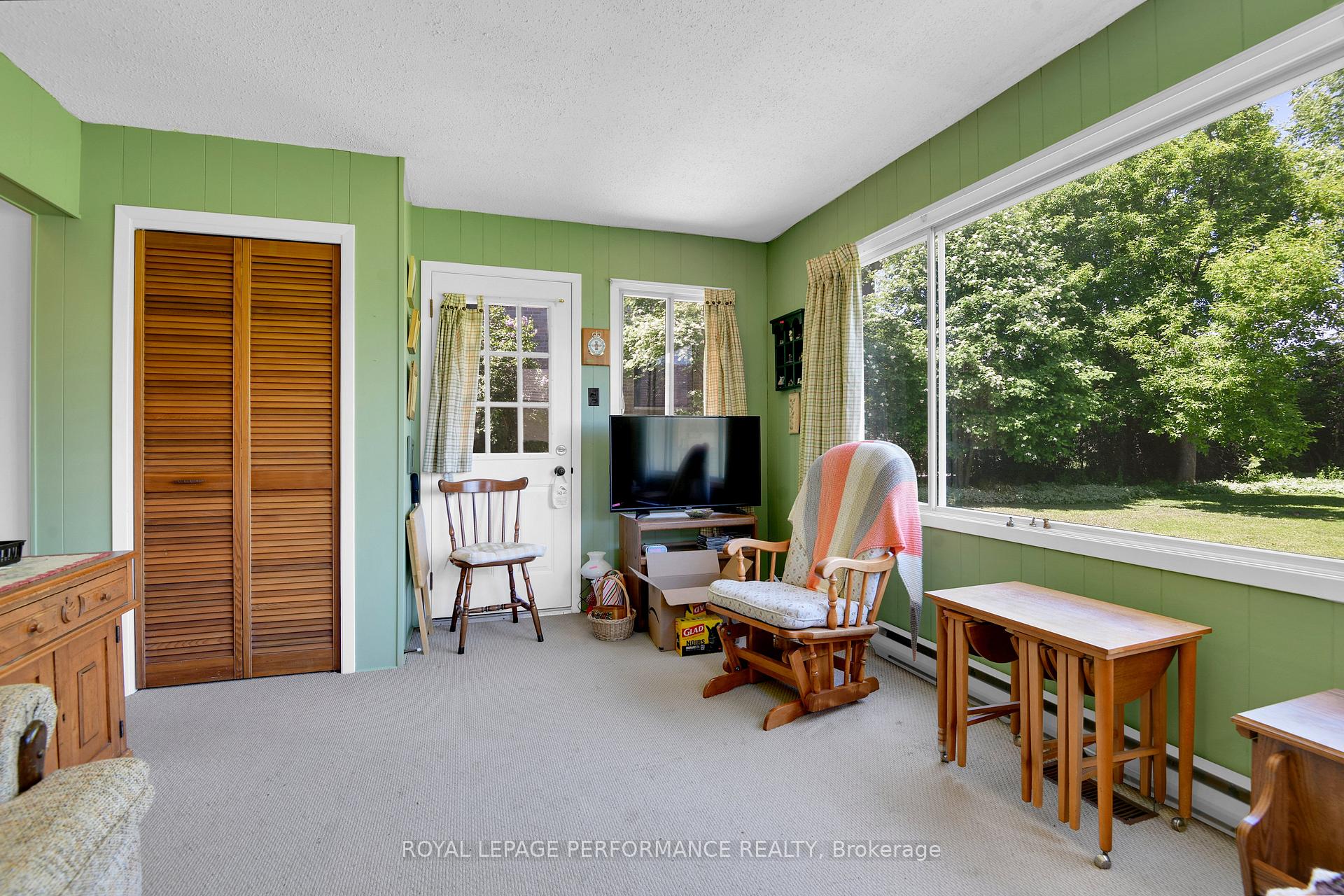 Photo 14 of 1156 Normandy Crescent, Ottawa, Borden Farm/Stewart Farm/Carleton Heights/Parkwood Hills — HOMEH