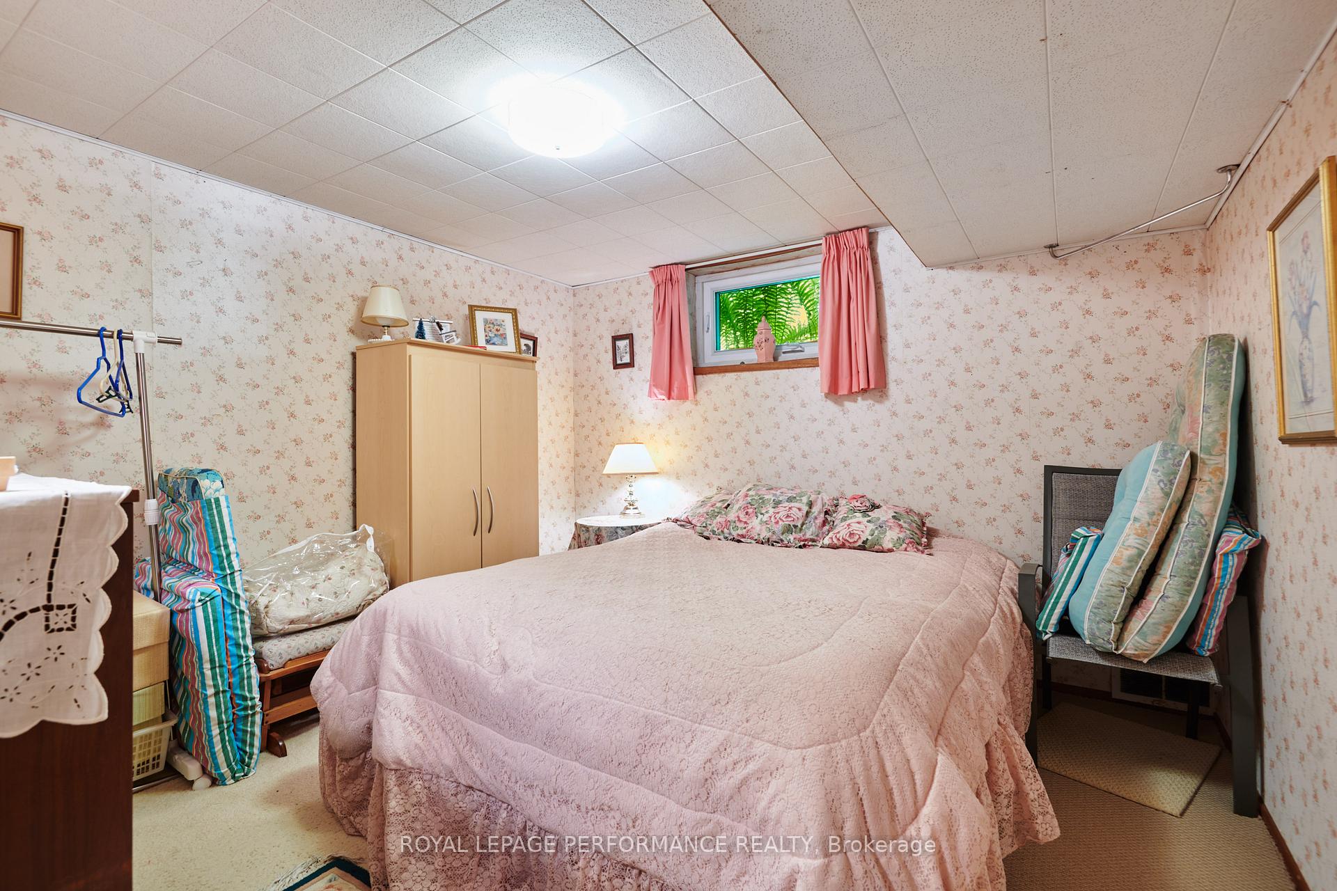 Photo 19 of 1156 Normandy Crescent, Ottawa, Borden Farm/Stewart Farm/Carleton Heights/Parkwood Hills — HOMEH