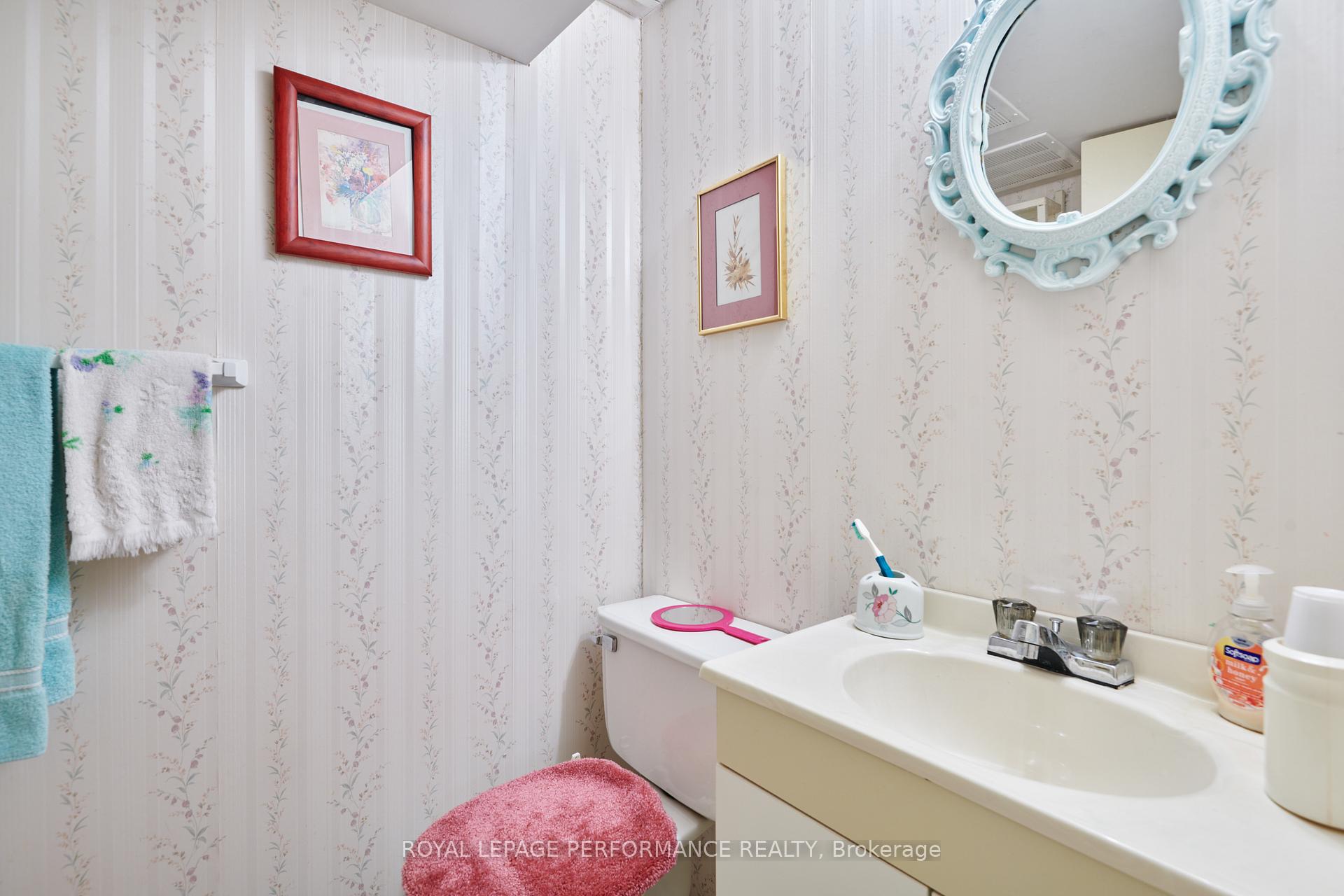 Photo 24 of 1156 Normandy Crescent, Ottawa, Borden Farm/Stewart Farm/Carleton Heights/Parkwood Hills — HOMEH