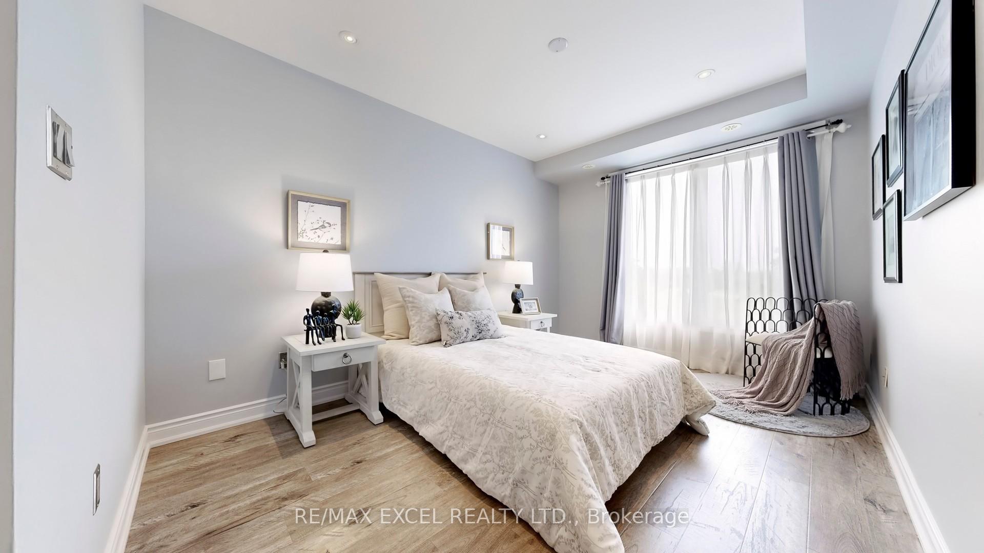 Photo 18 of 76 Unity Gardens Drive, Markham, Village Green-South Unionville — HOMEH