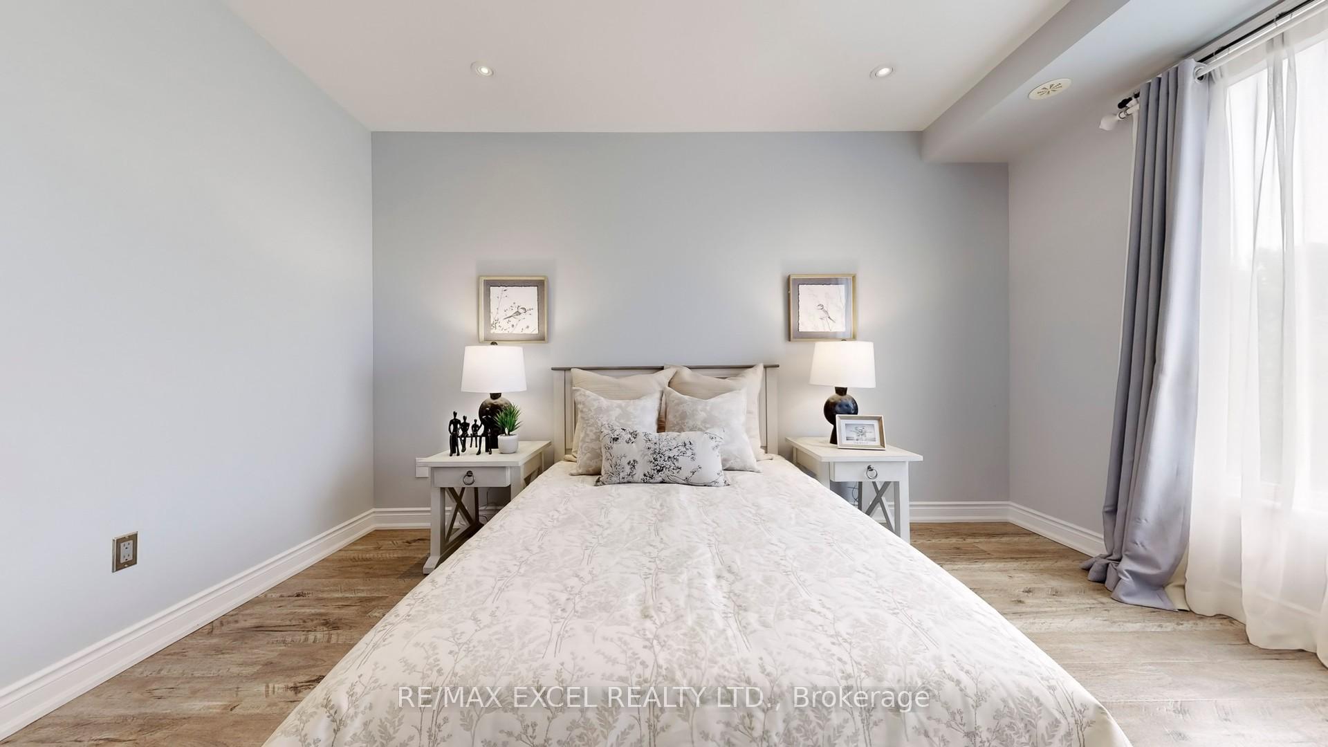 Photo 19 of 76 Unity Gardens Drive, Markham, Village Green-South Unionville — HOMEH