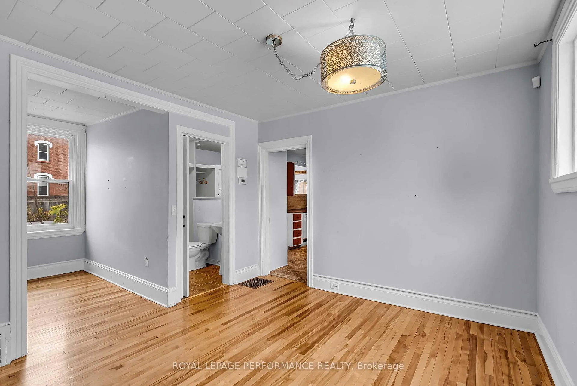 Photo 24 of 115 Fifth Street E, Cornwall — HOMEH