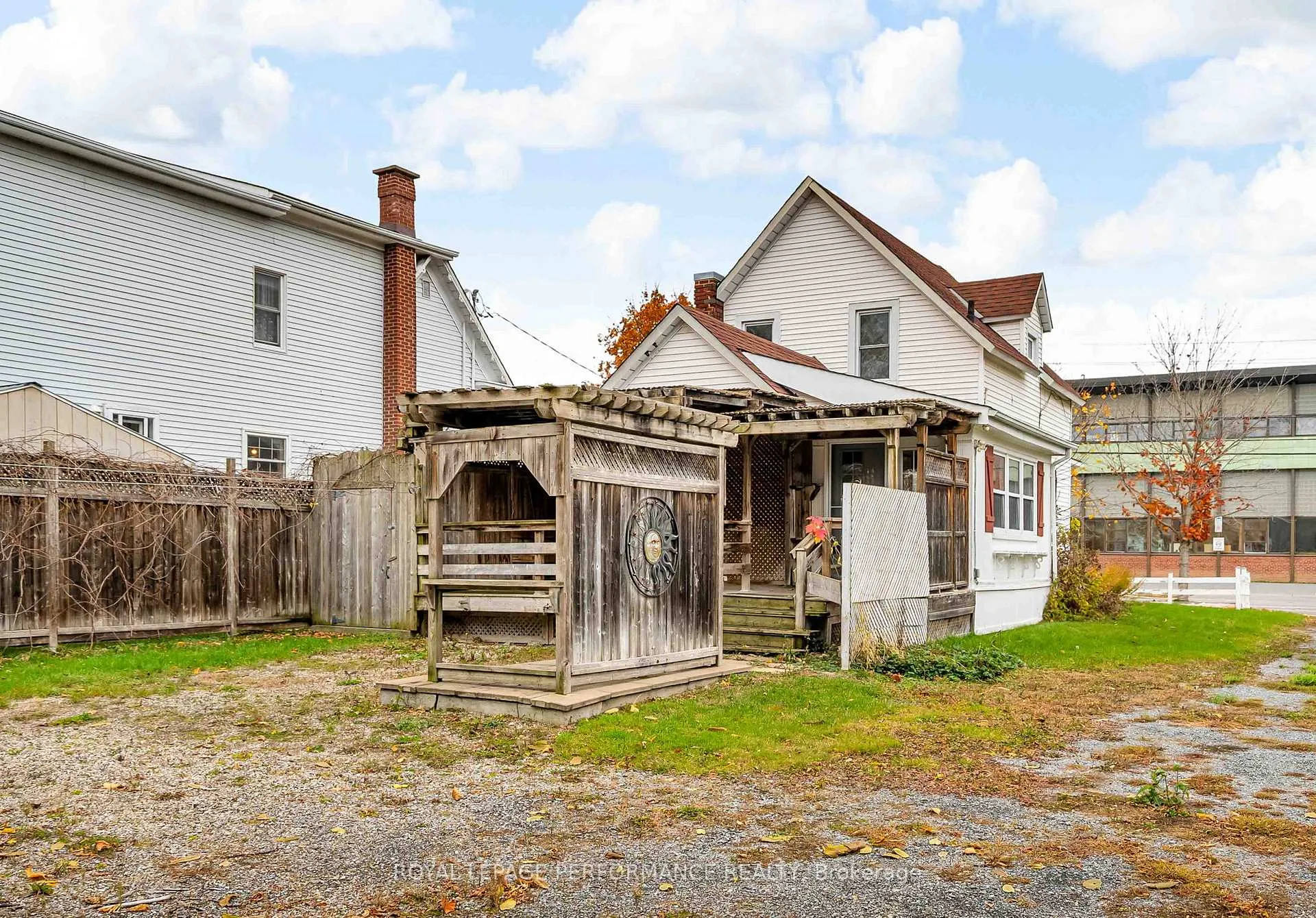 Photo 77 of 115 Fifth Street E, Cornwall — HOMEH