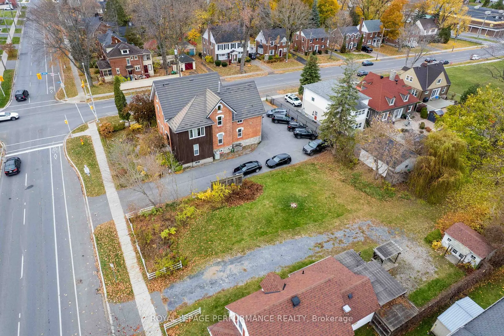 Photo 85 of 115 Fifth Street E, Cornwall — HOMEH