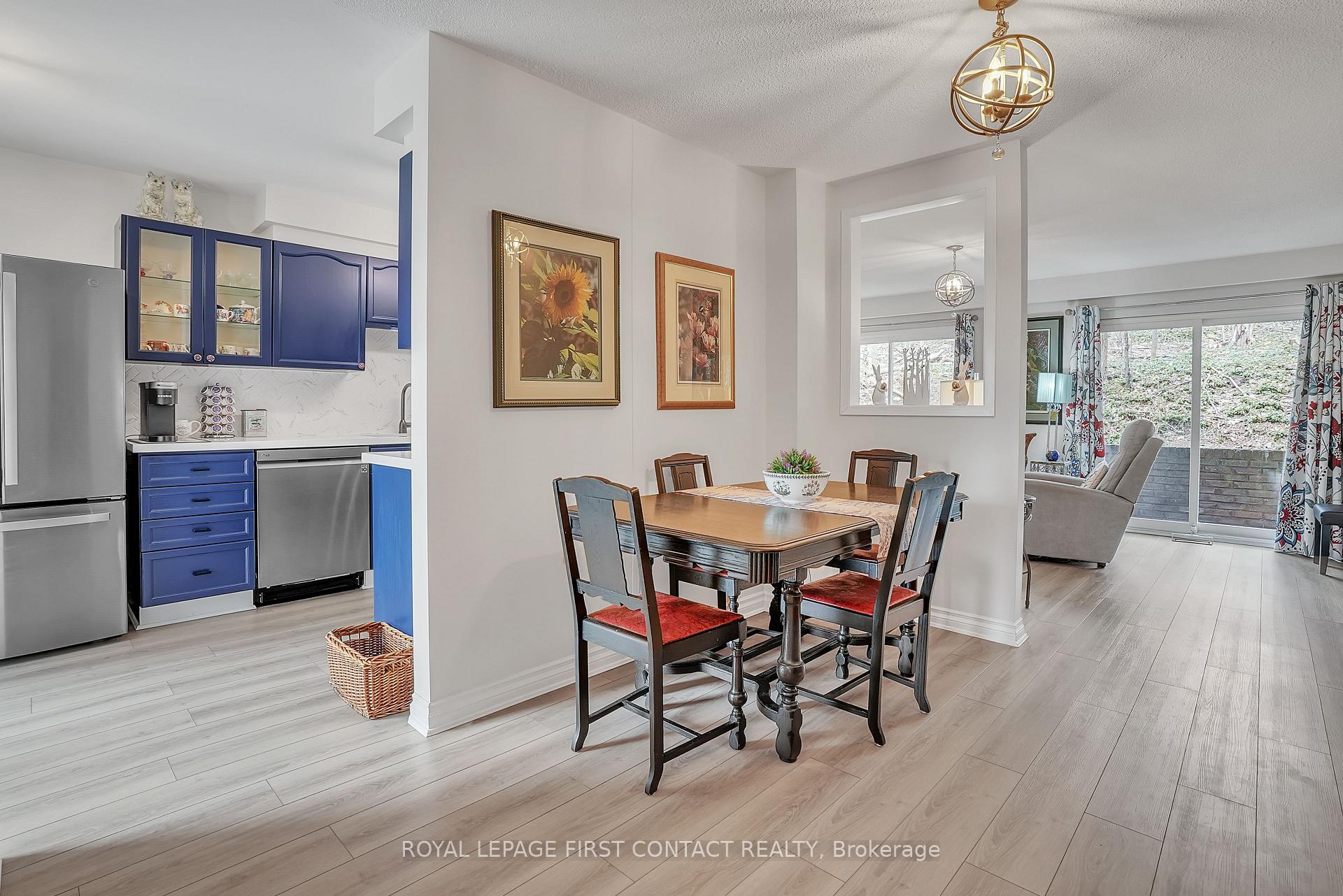 Photo 4 of Unit 6, 17 St Vincent Street, Barrie, North Shore — HOMEH