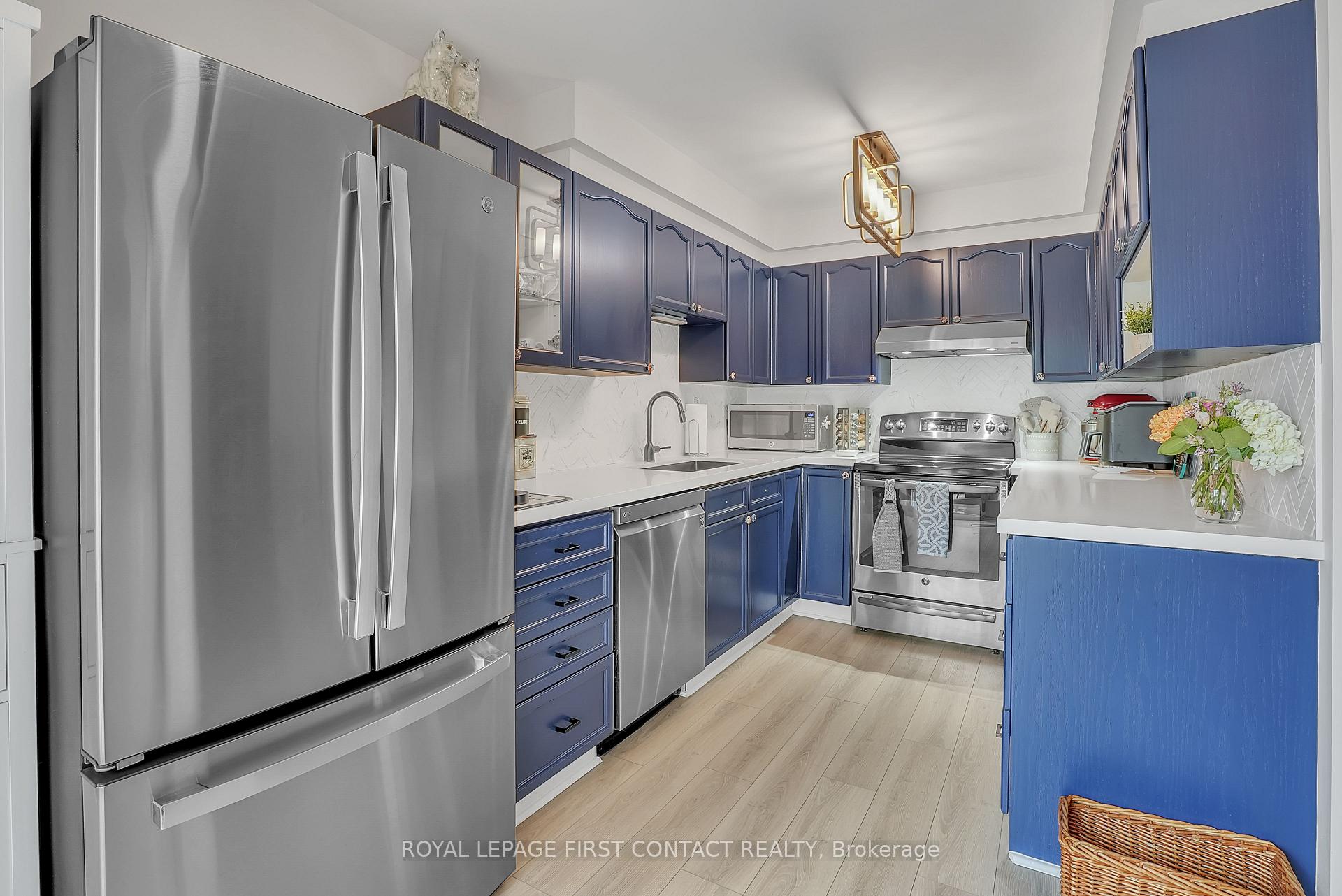 Photo 6 of Unit 6, 17 St Vincent Street, Barrie, North Shore — HOMEH