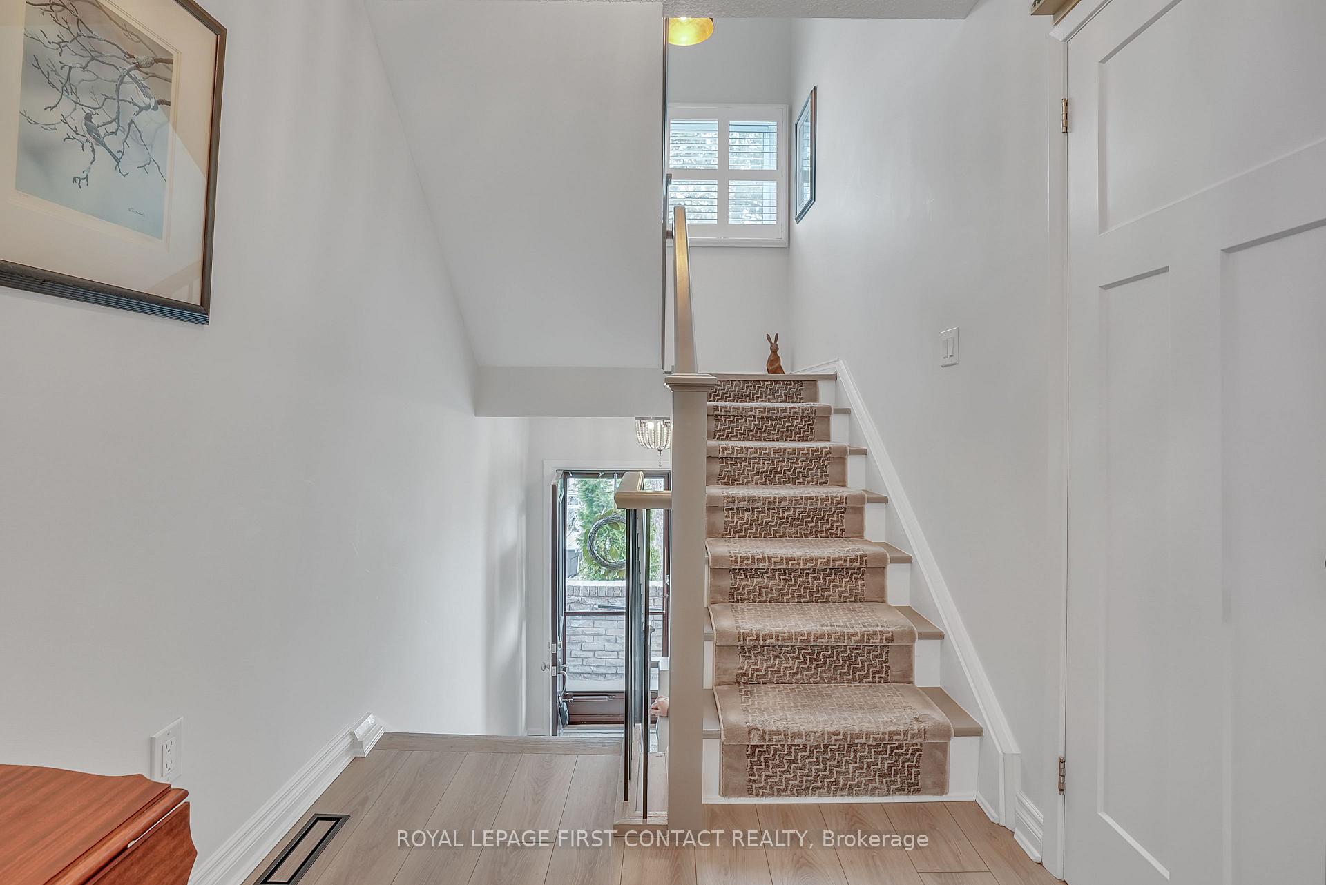 Photo 18 of Unit 6, 17 St Vincent Street, Barrie, North Shore — HOMEH