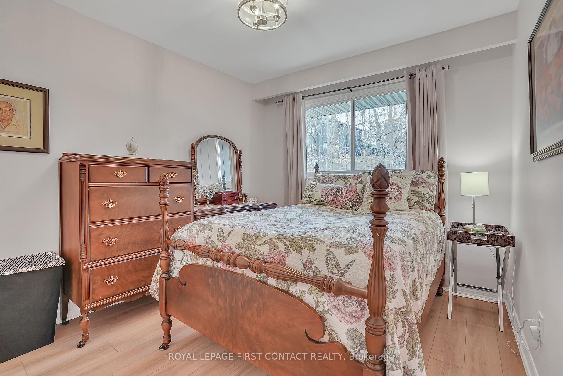Photo 25 of Unit 6, 17 St Vincent Street, Barrie, North Shore — HOMEH