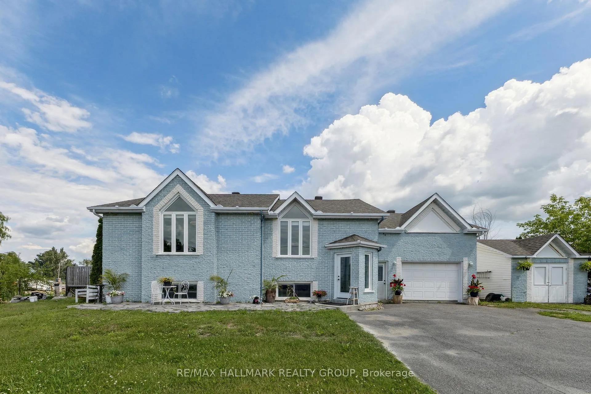 Photo 1 of 585 Blue Corner Road, Champlain, Champlain Twp — HOMEH