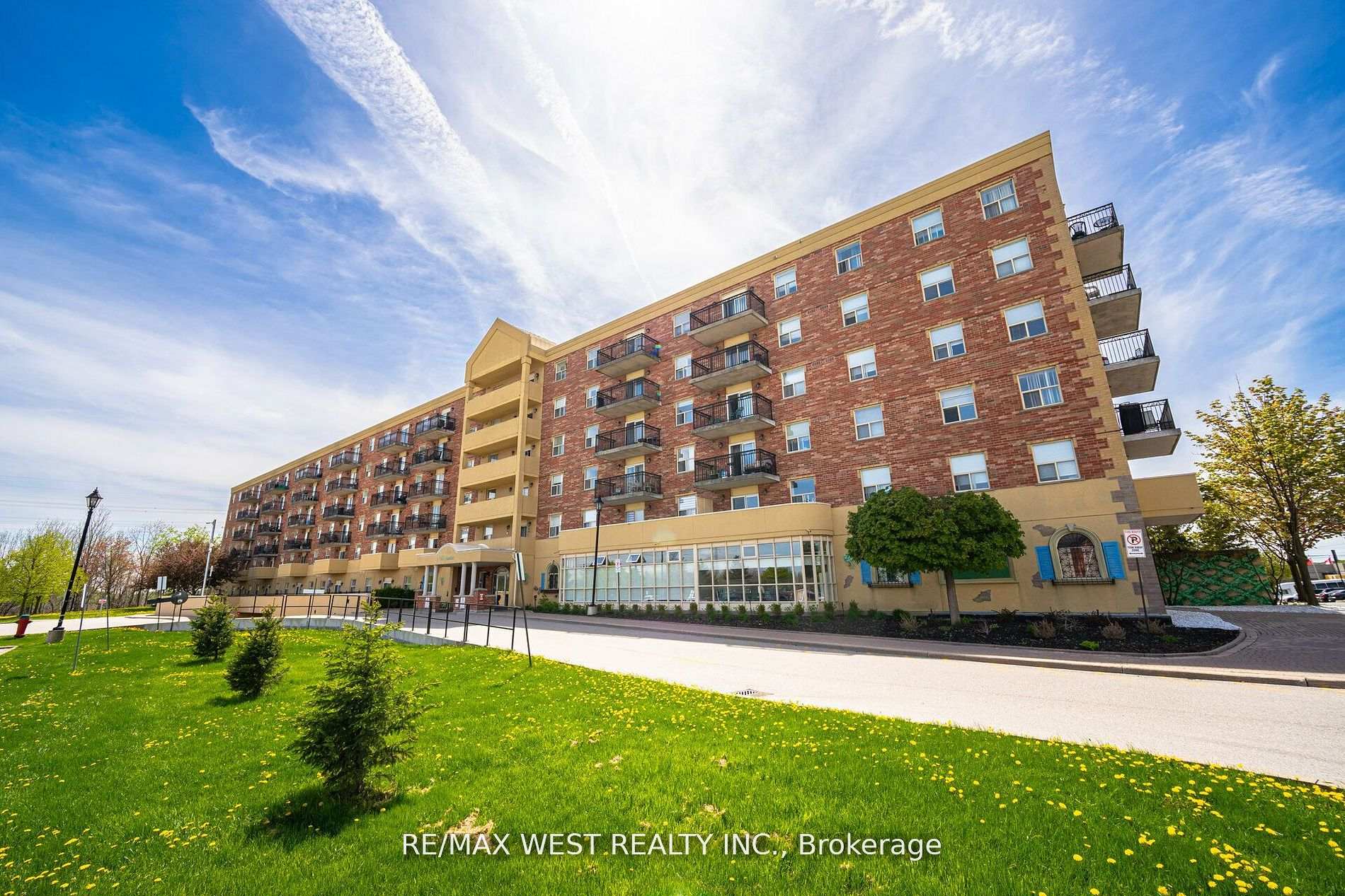Photo 1 of Unit 409, 7373 Martin Grove Road, Vaughan, Vaughan Grove — HOMEH