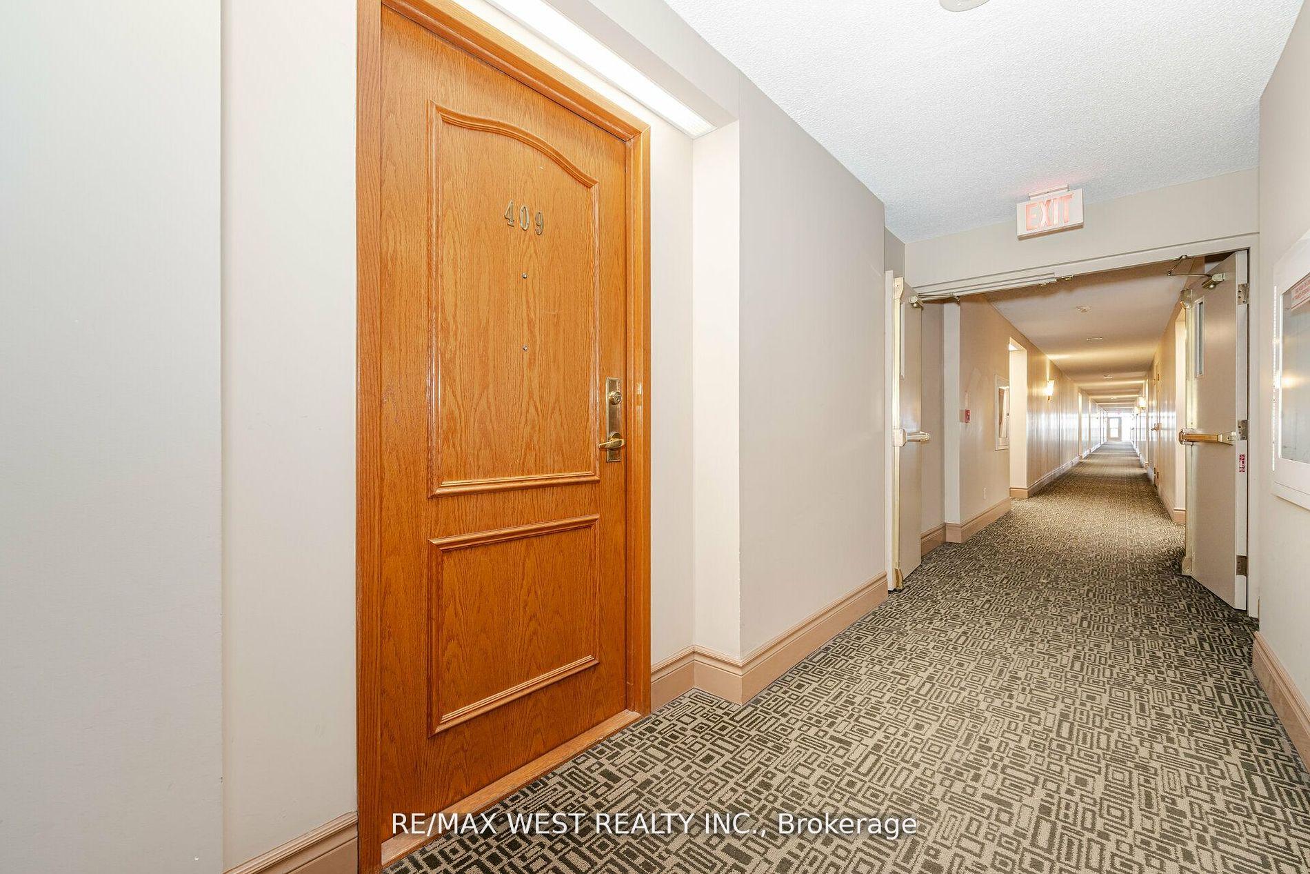 Photo 2 of Unit 409, 7373 Martin Grove Road, Vaughan, Vaughan Grove — HOMEH
