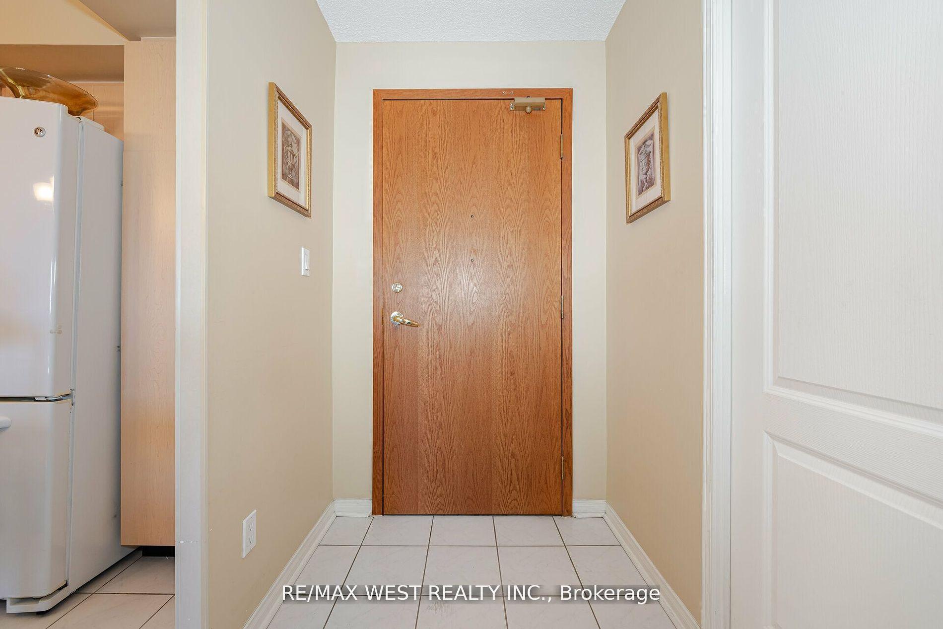 Photo 3 of Unit 409, 7373 Martin Grove Road, Vaughan, Vaughan Grove — HOMEH