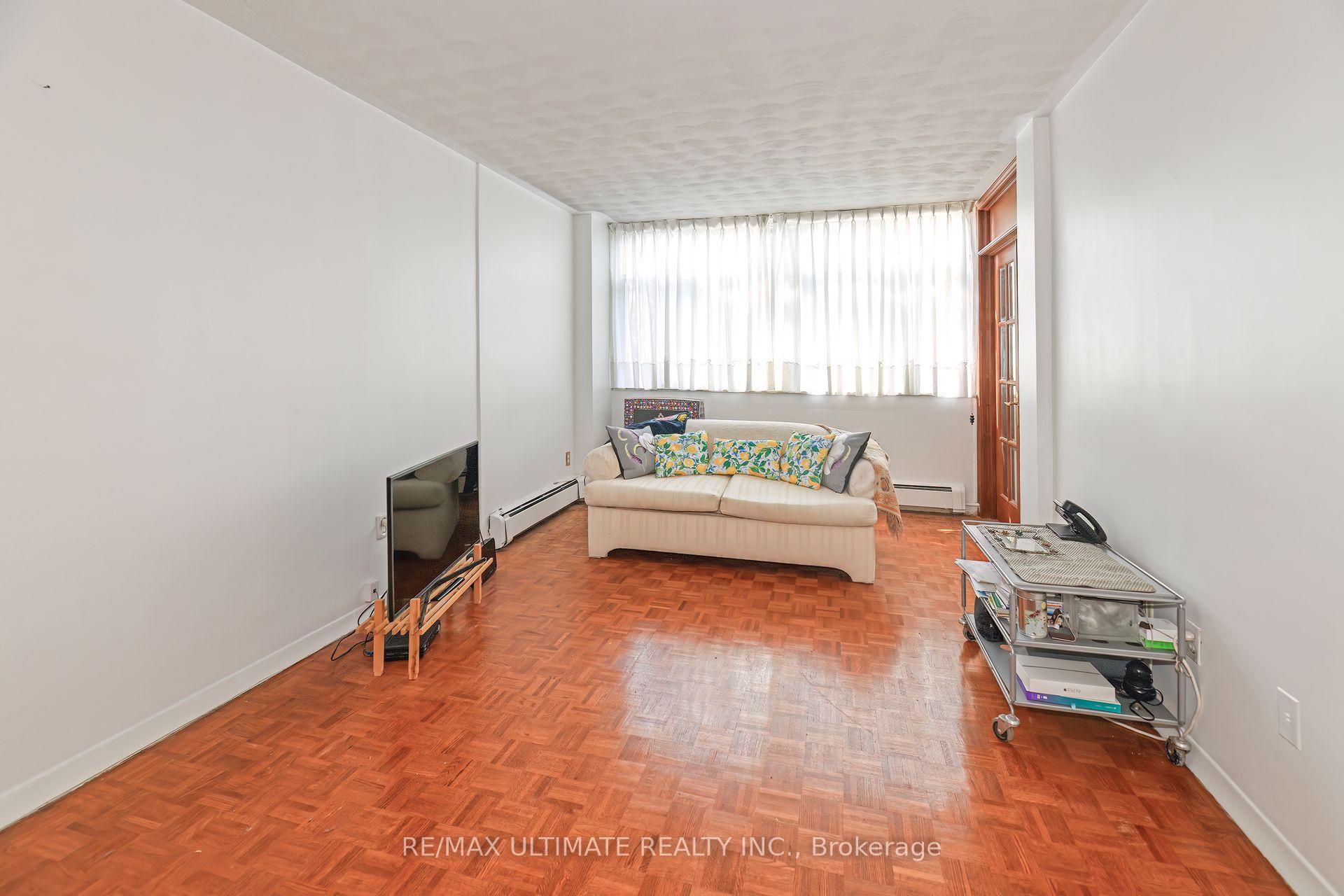 Photo 3 of Unit 510, 335 Lonsdale Road, Toronto, Forest Hill South — HOMEH