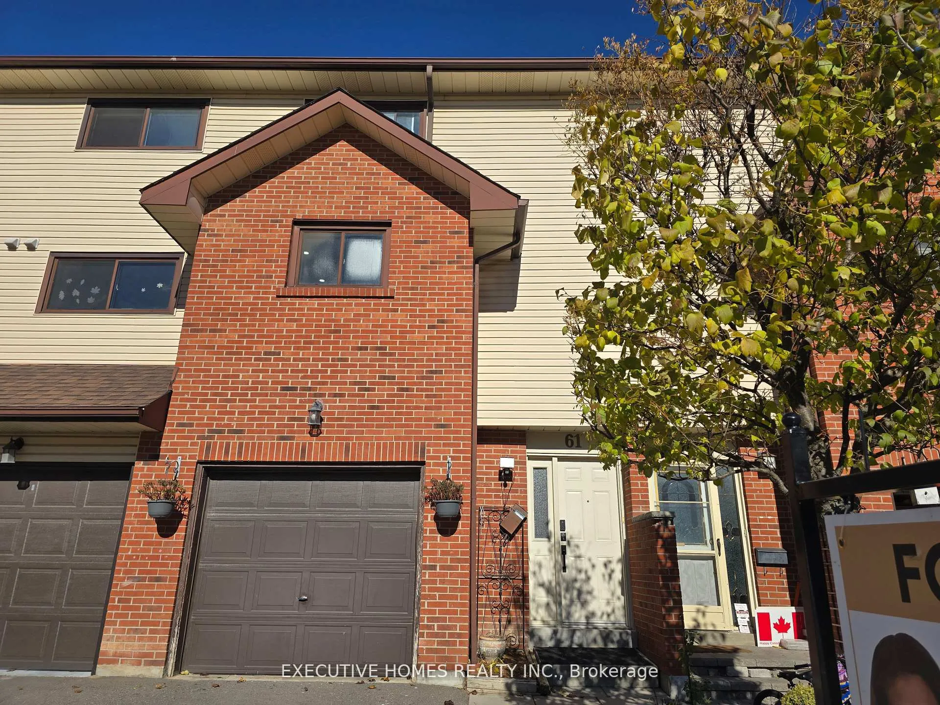 Front of 61 Collins Crescent