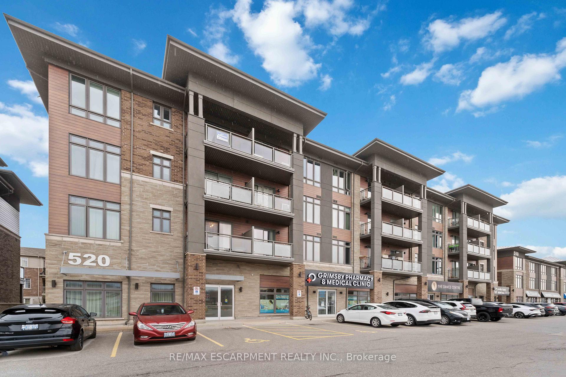 Photo 2 of Unit 208, 520 North Service Road, Grimsby, Grimsby Beach — HOMEH
