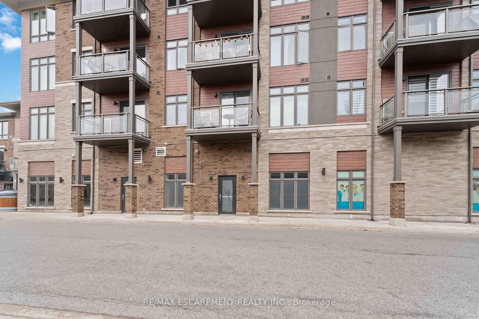 Photo 4 of Unit 208, 520 North Service Road, Grimsby, Grimsby Beach — HOMEH