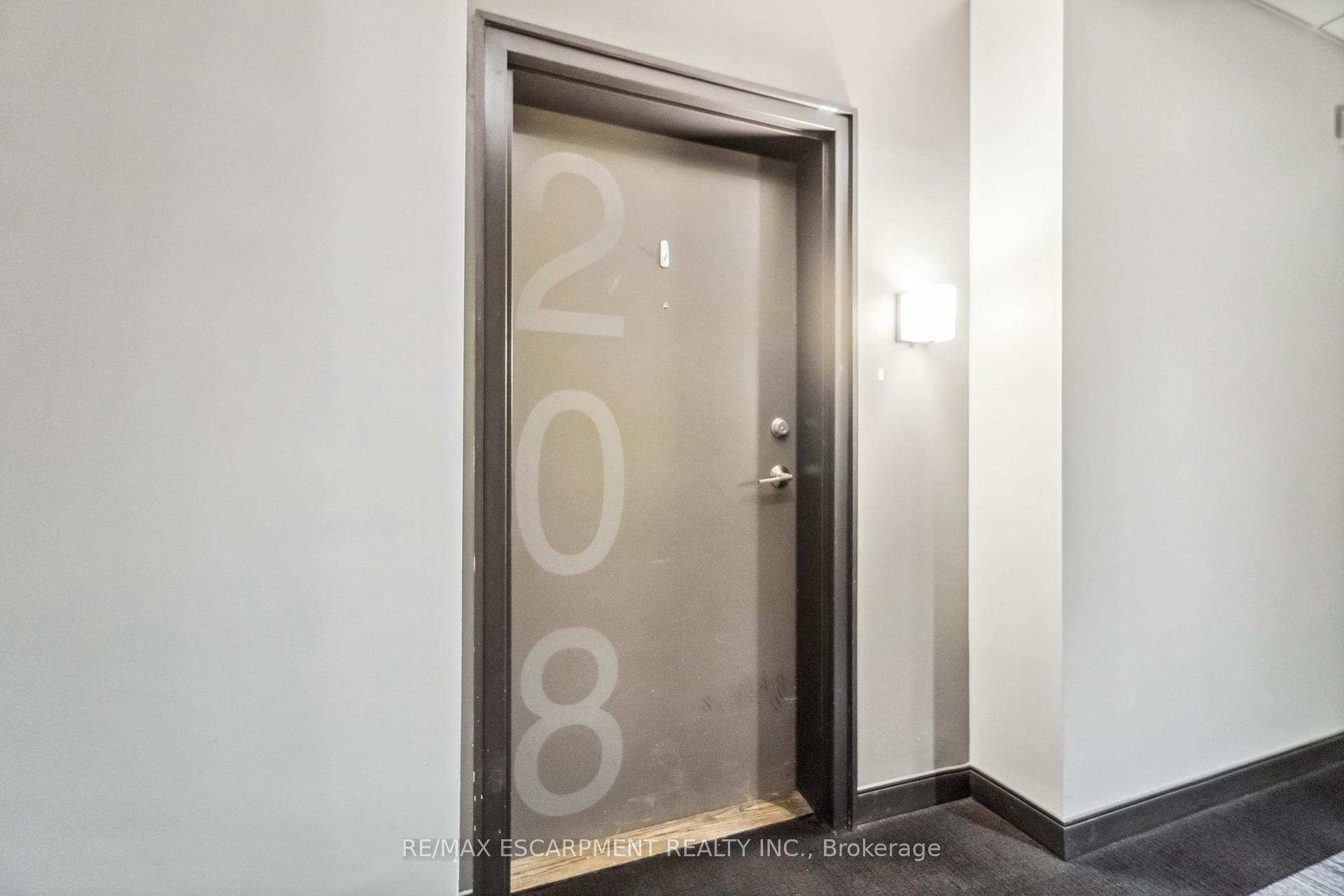 Photo 14 of Unit 208, 520 North Service Road, Grimsby, Grimsby Beach — HOMEH