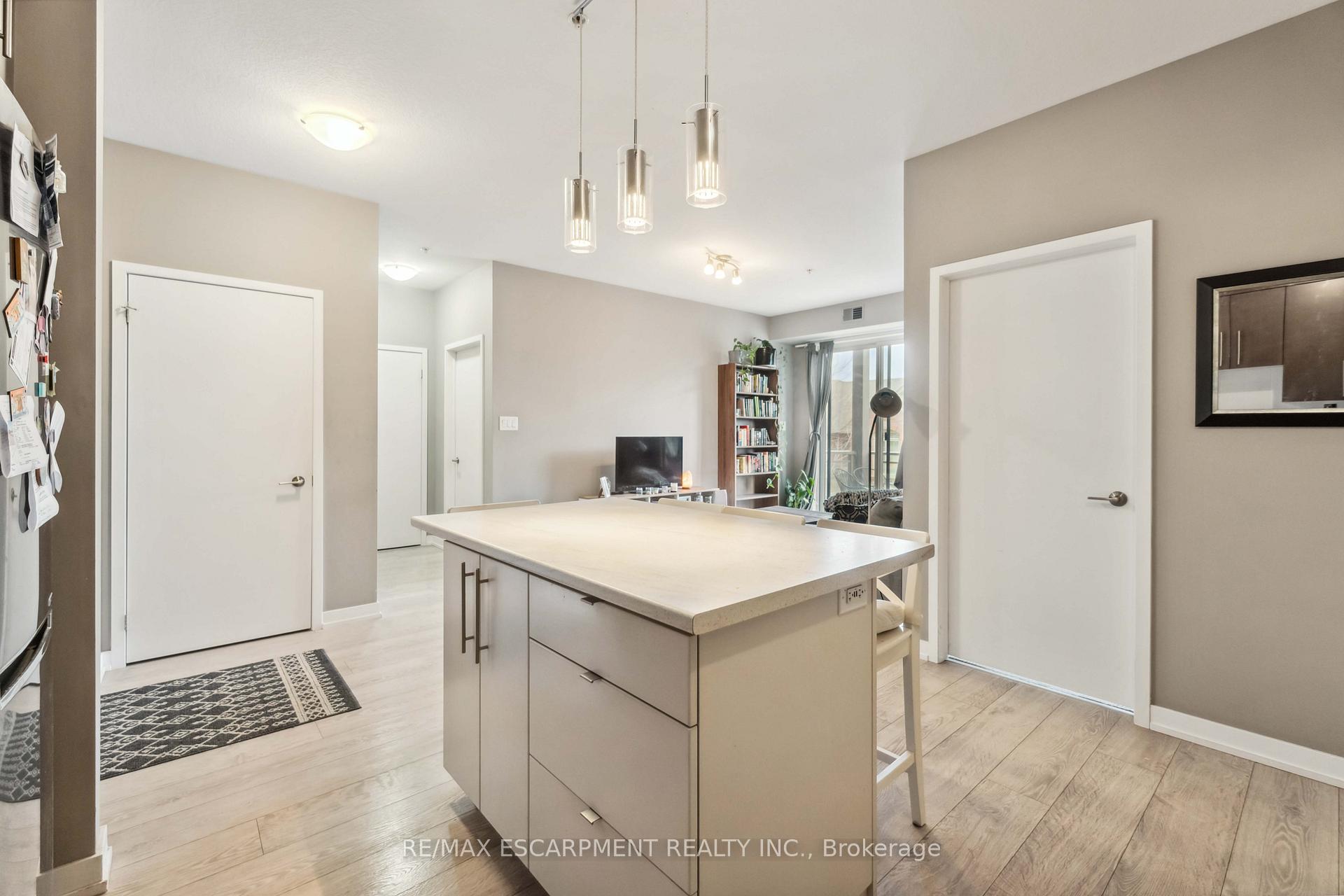 Photo 22 of Unit 208, 520 North Service Road, Grimsby, Grimsby Beach — HOMEH