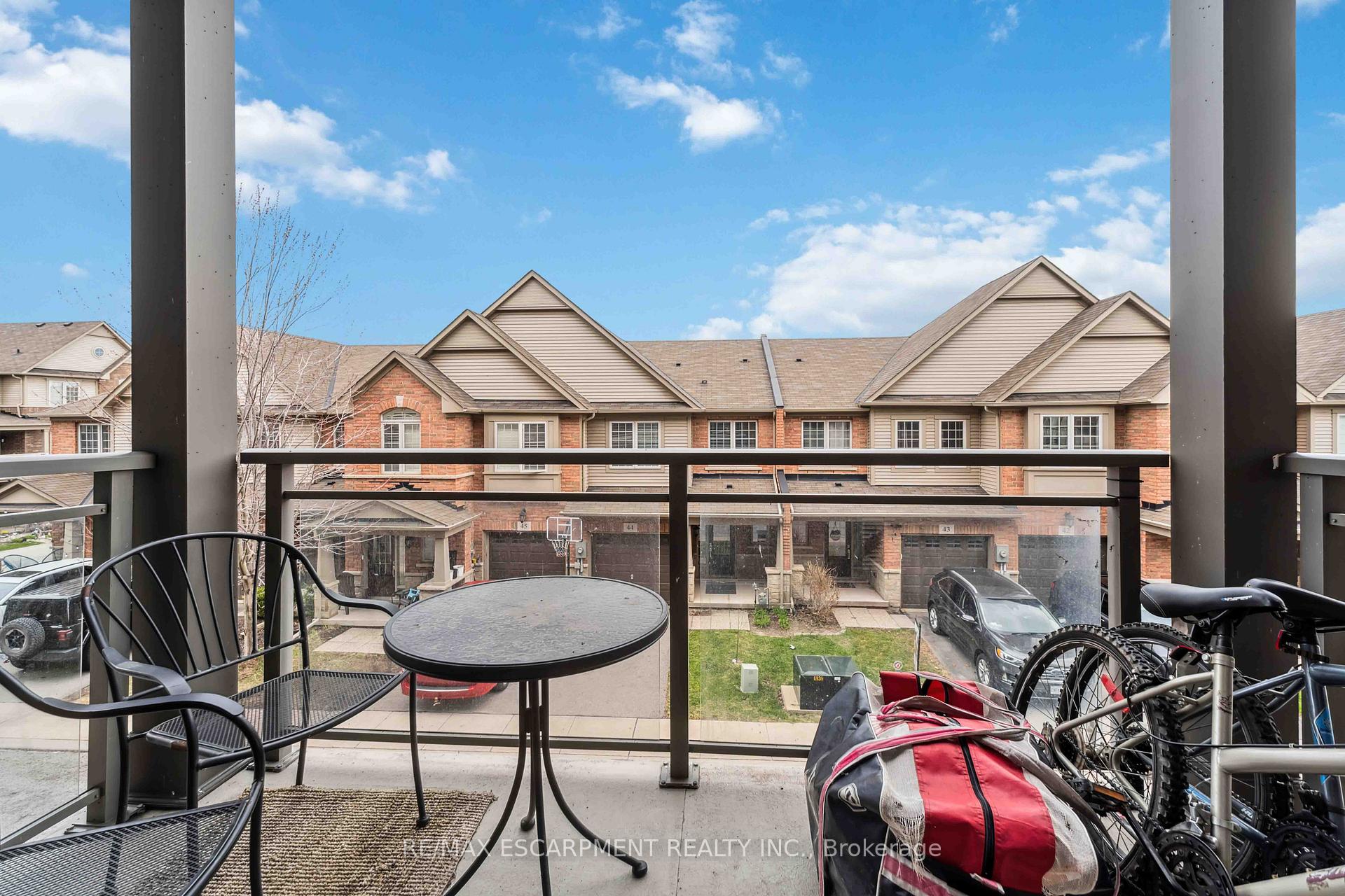 Photo 29 of Unit 208, 520 North Service Road, Grimsby, Grimsby Beach — HOMEH