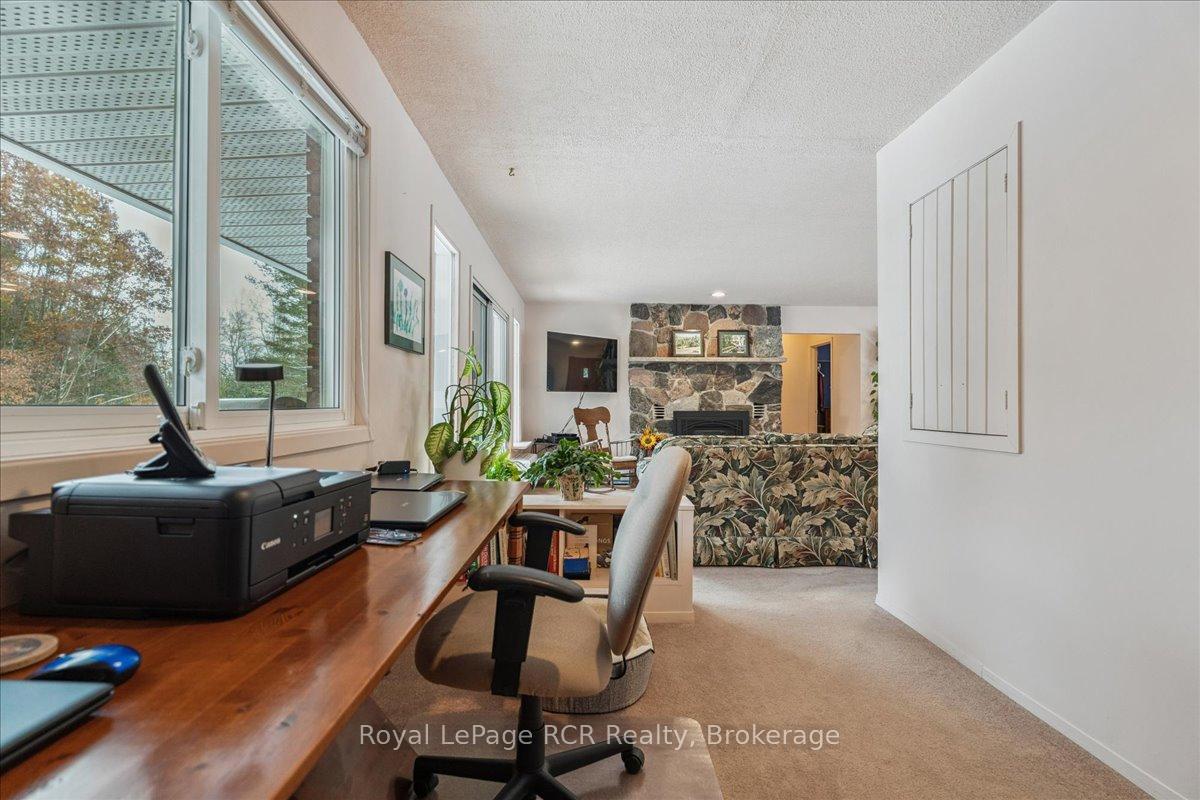 Photo 18 of 202 Gore Crescent, Chatsworth — HOMEH