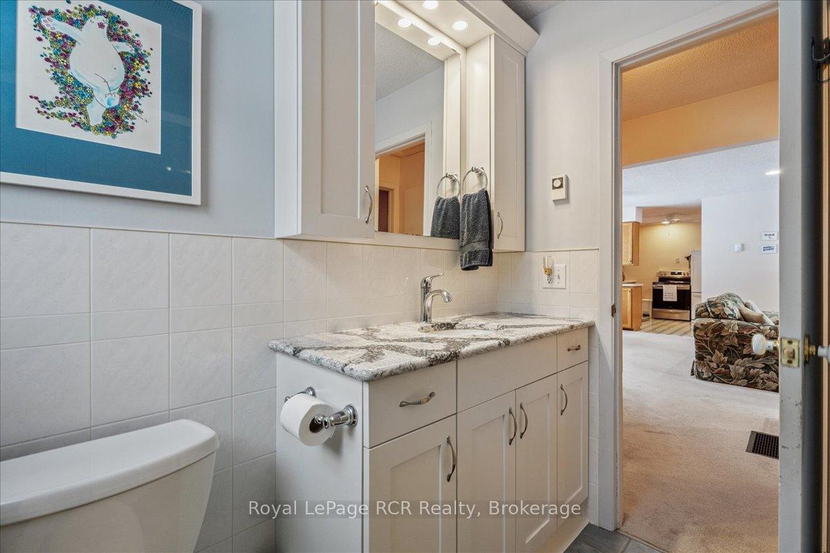 Photo 21 of 202 Gore Crescent, Chatsworth — HOMEH