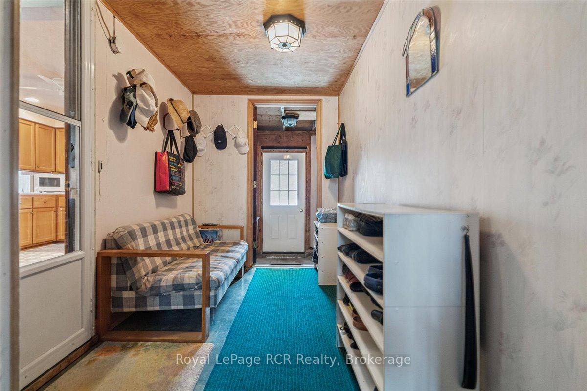 Photo 24 of 202 Gore Crescent, Chatsworth — HOMEH