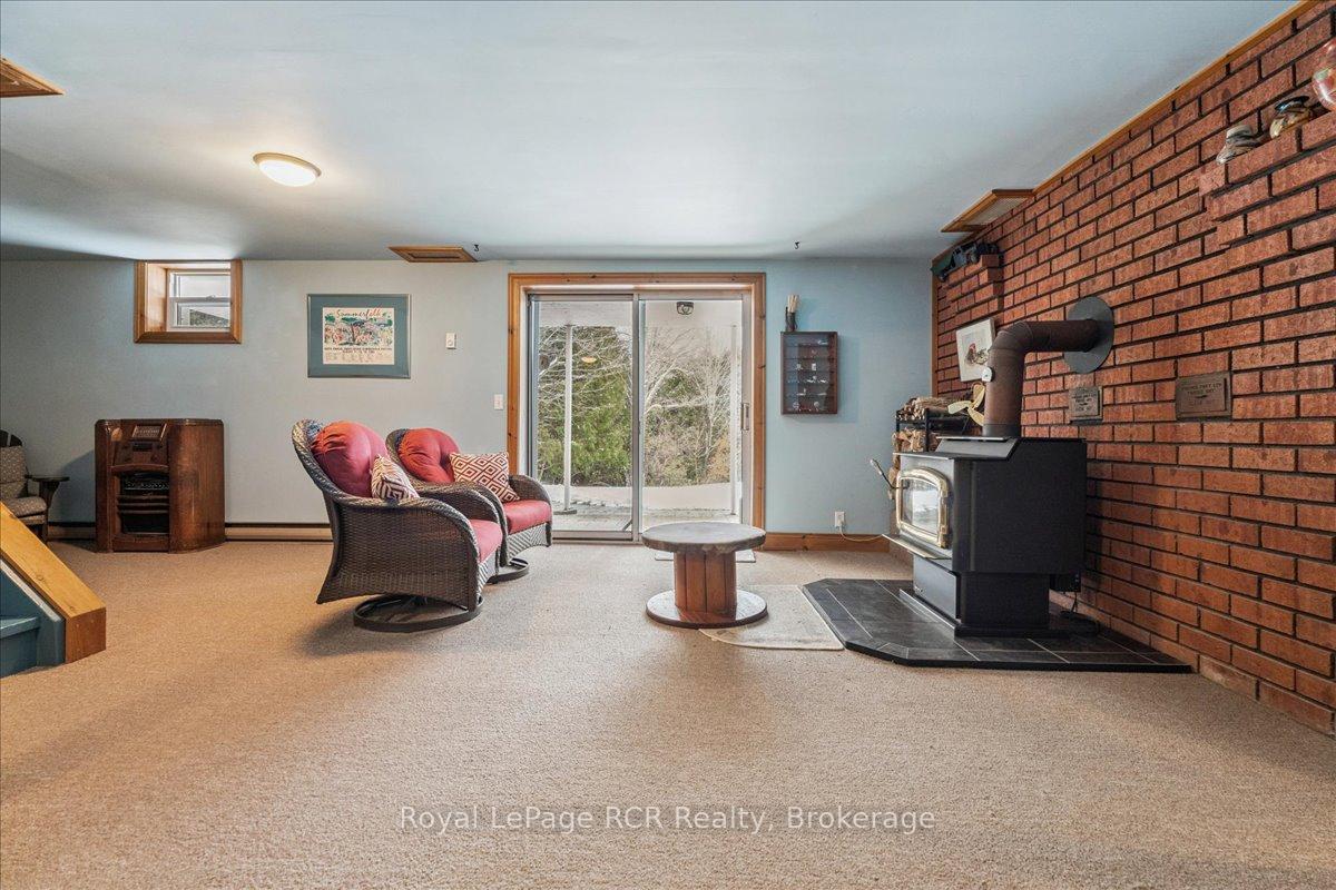 Photo 36 of 202 Gore Crescent, Chatsworth — HOMEH