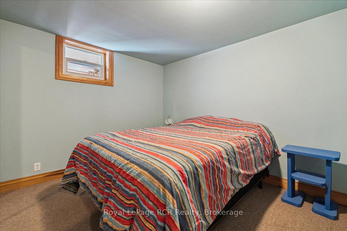 Photo 38 of 202 Gore Crescent, Chatsworth — HOMEH