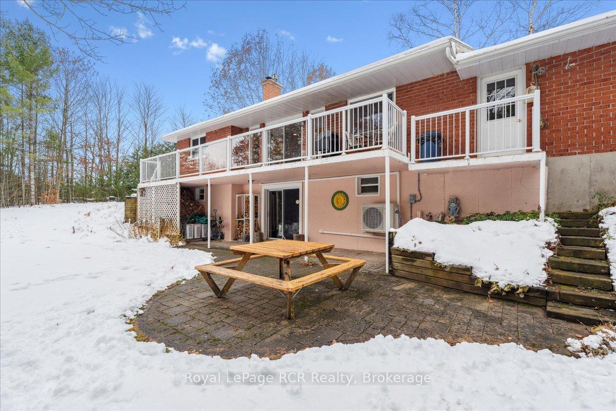 Photo 40 of 202 Gore Crescent, Chatsworth — HOMEH