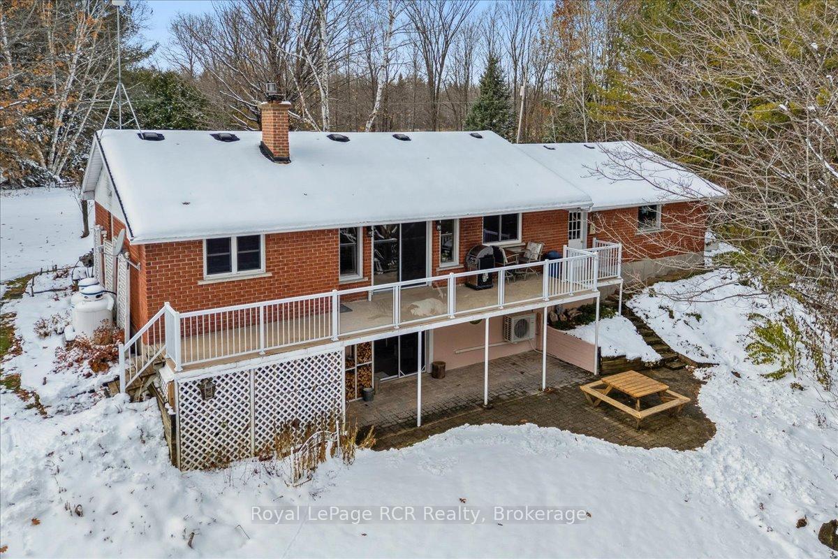 Photo 44 of 202 Gore Crescent, Chatsworth — HOMEH