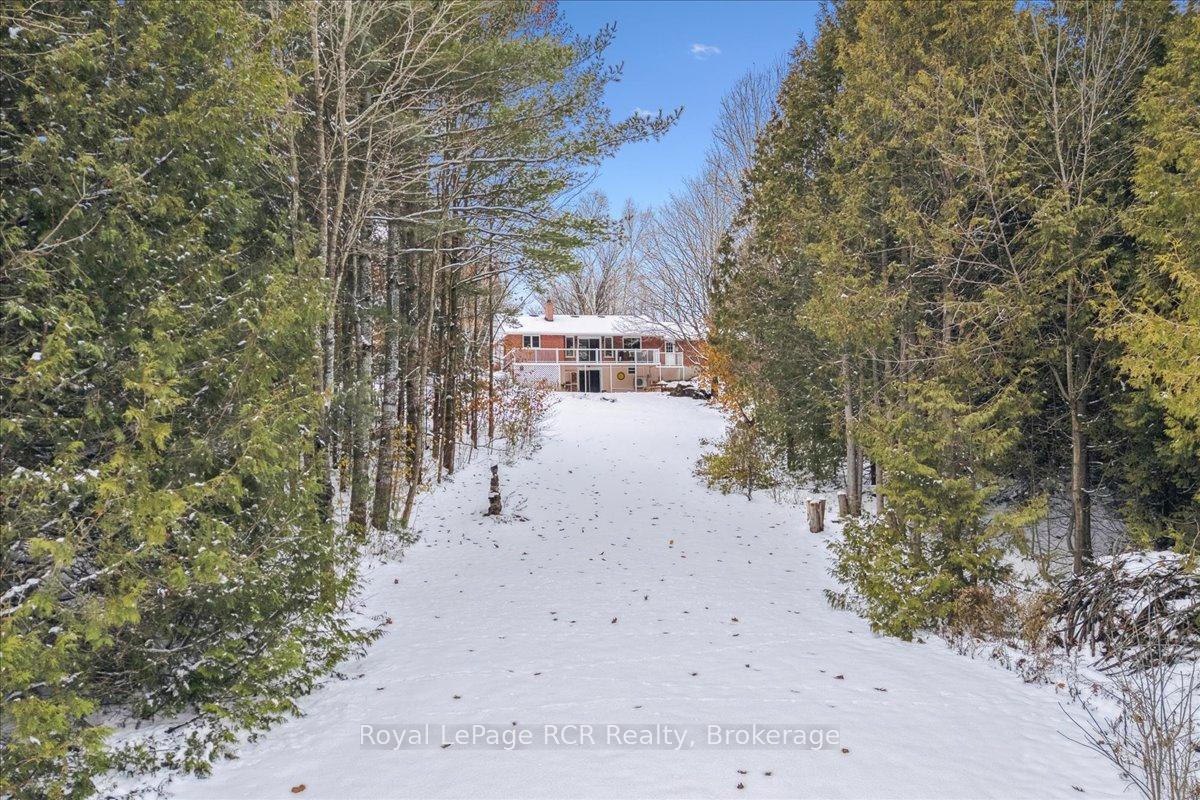 Photo 47 of 202 Gore Crescent, Chatsworth — HOMEH