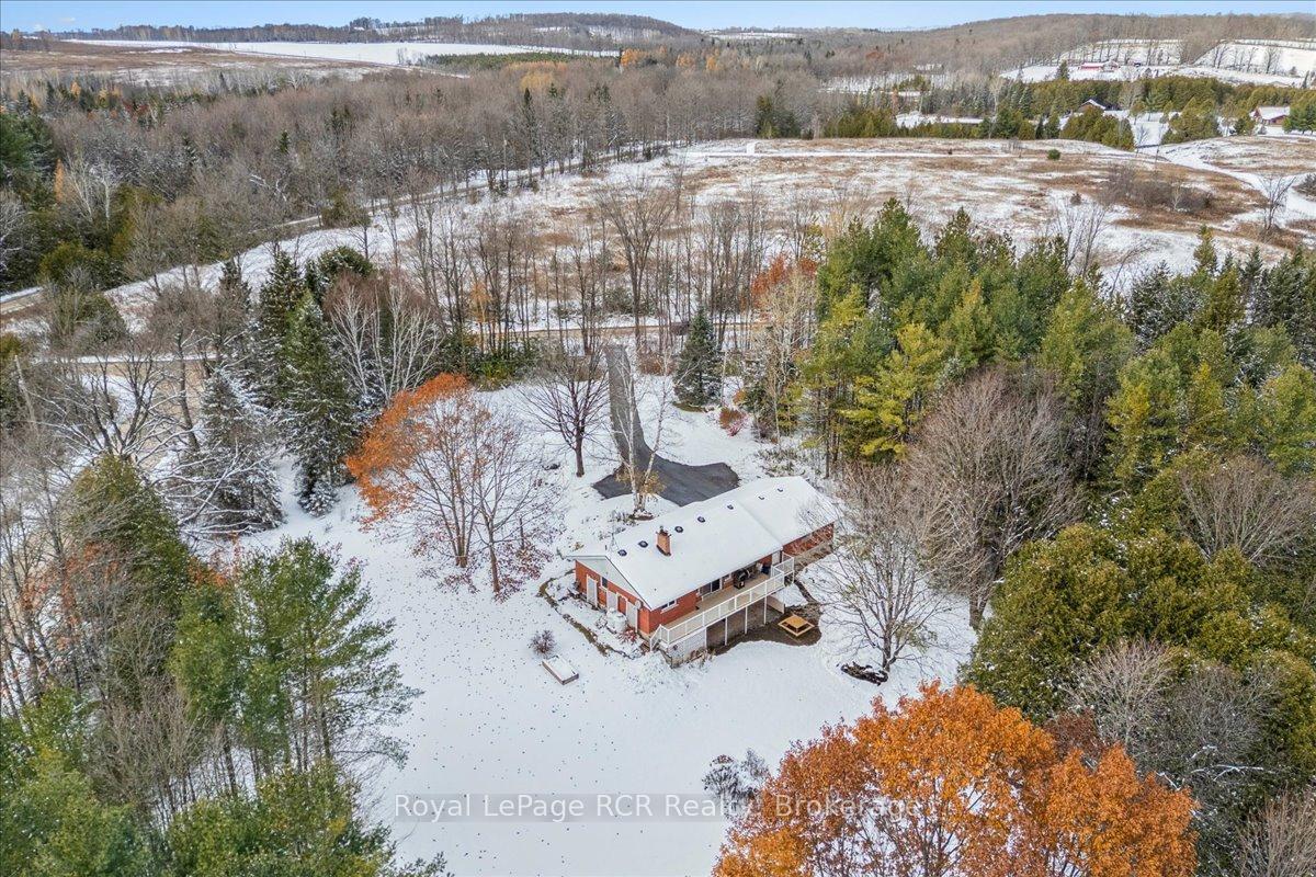 Photo 45 of 202 Gore Crescent, Chatsworth — HOMEH