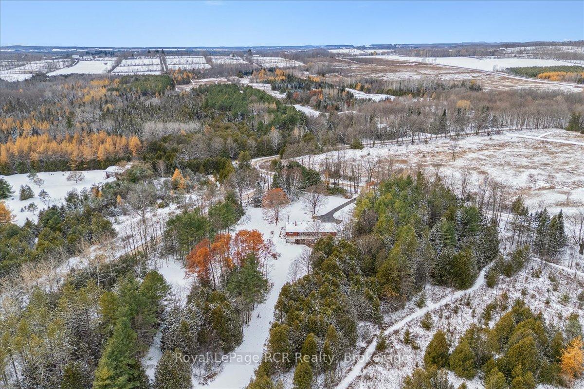 Photo 46 of 202 Gore Crescent, Chatsworth — HOMEH