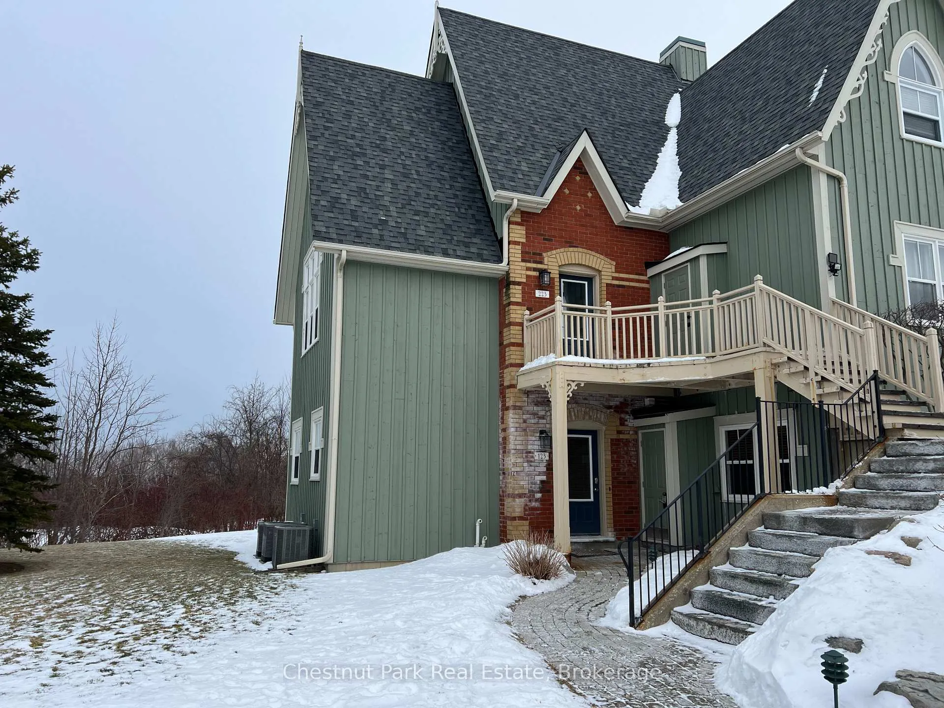 Photo of Unit 123, 170 Snowbridge Way