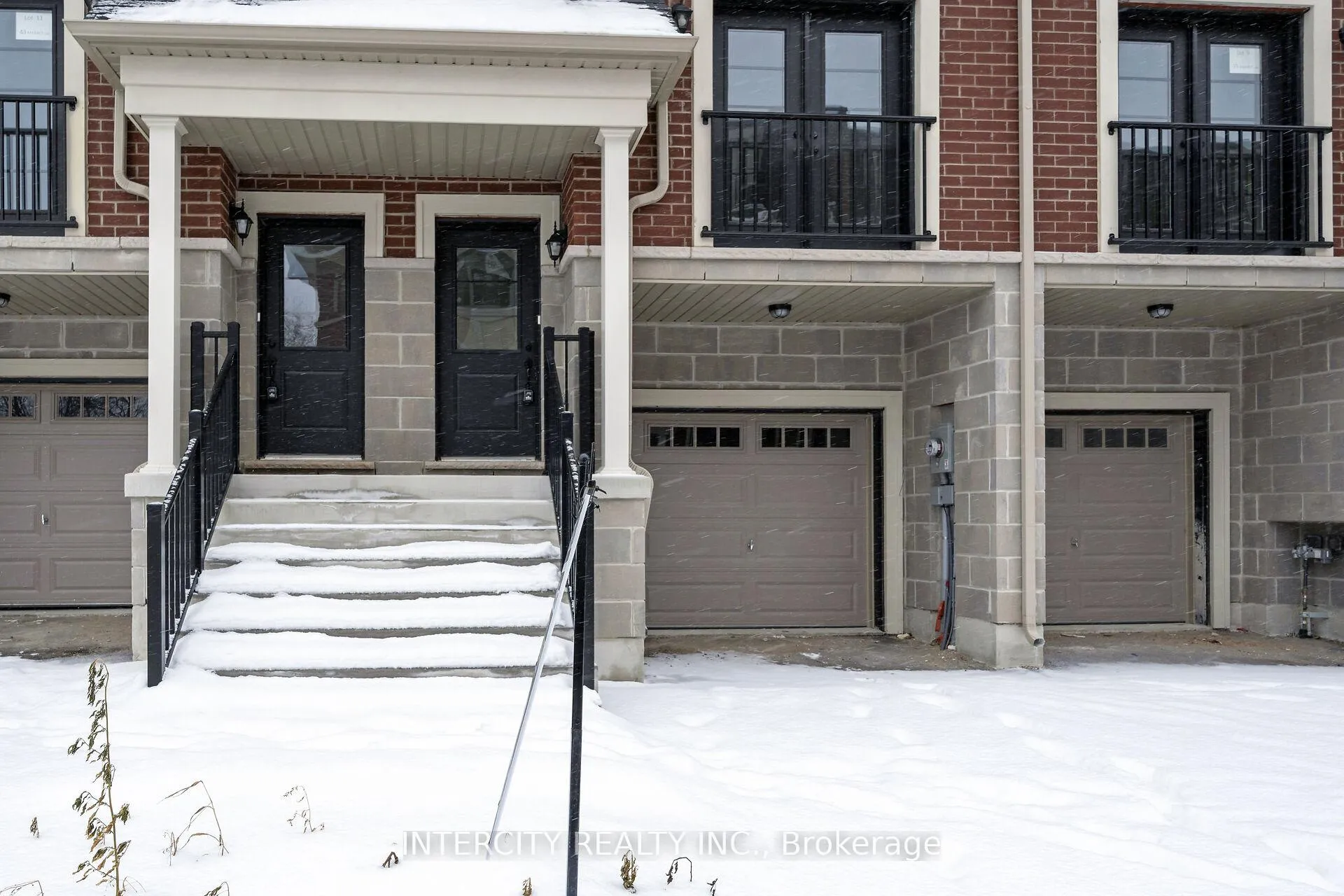 Photo 3 of Unit Unit 10, 39 Marret Lane, Clarington, Newcastle — HOMEH