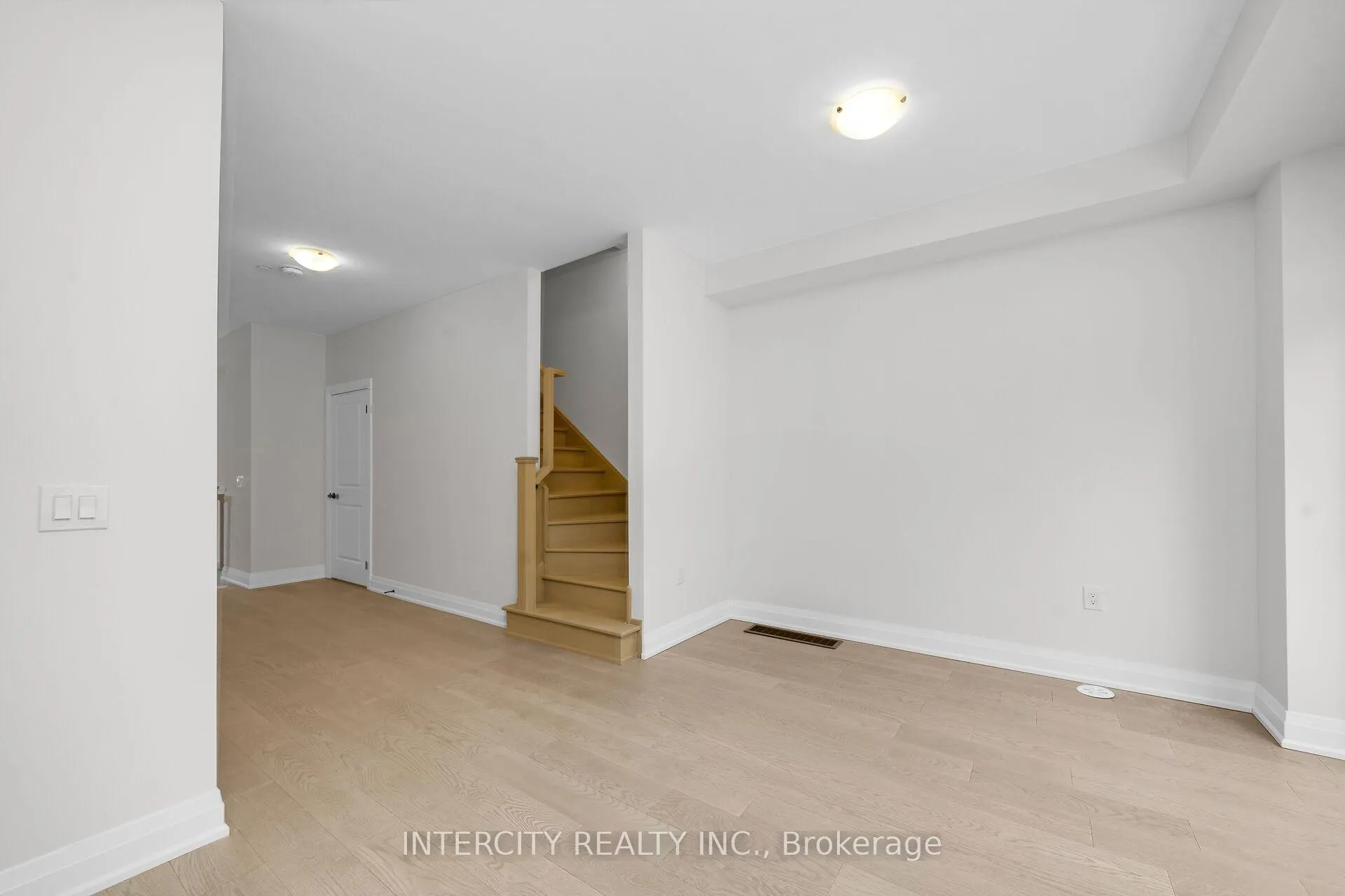 Photo 19 of Unit Unit 10, 39 Marret Lane, Clarington, Newcastle — HOMEH