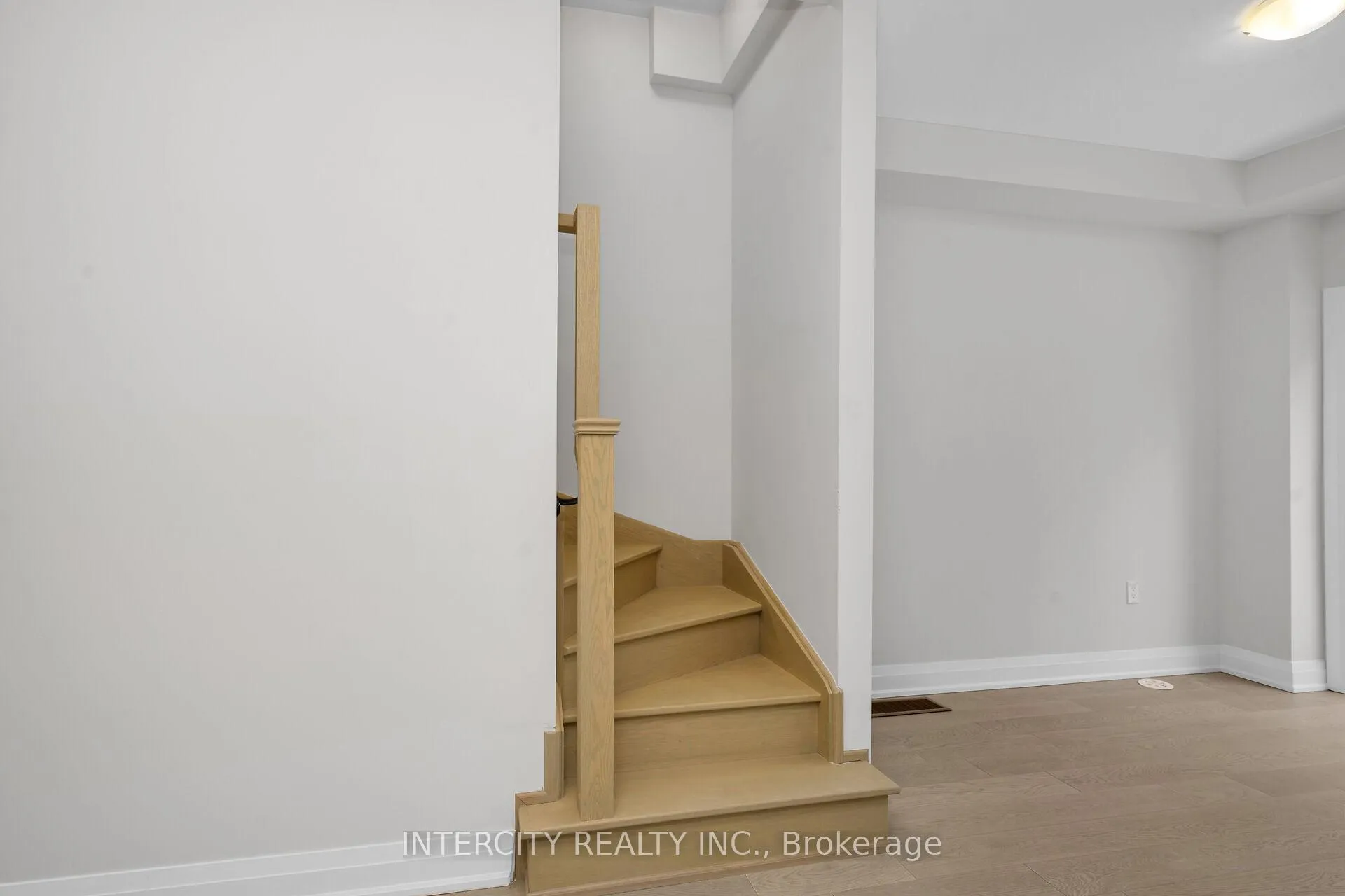 Photo 24 of Unit Unit 10, 39 Marret Lane, Clarington, Newcastle — HOMEH