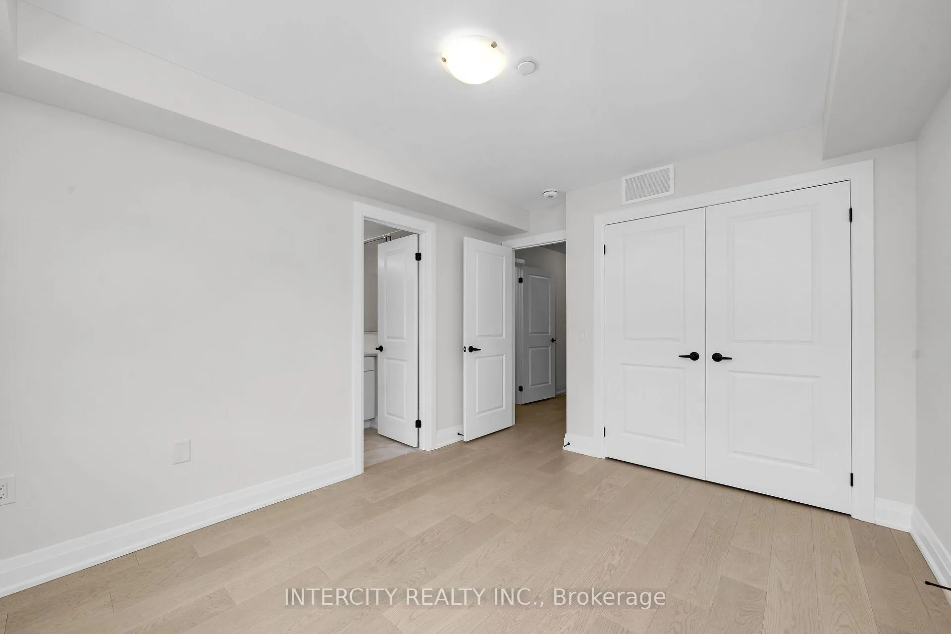 Photo 34 of Unit Unit 10, 39 Marret Lane, Clarington, Newcastle — HOMEH