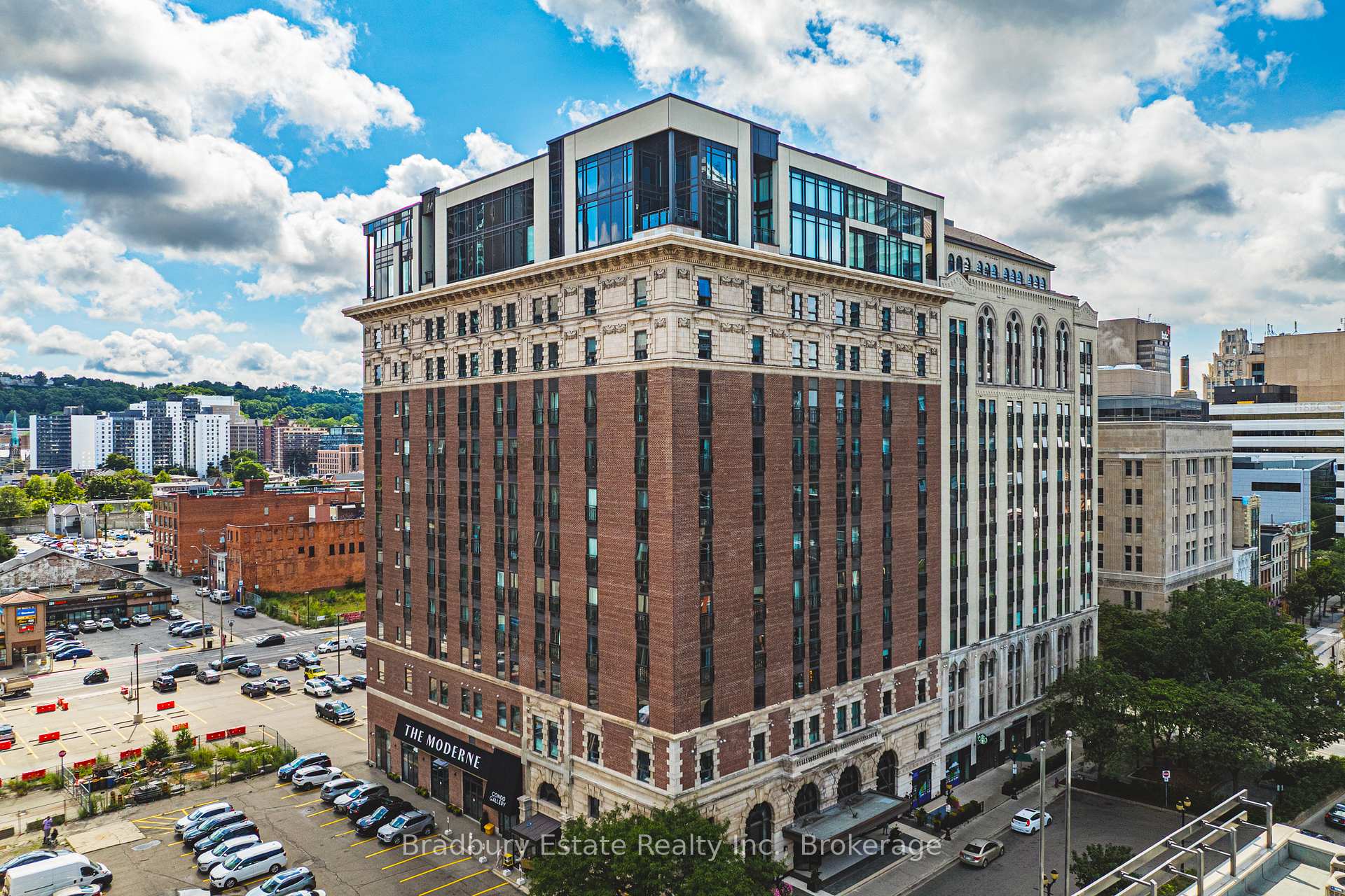 Photo 1 of Unit 819, 118 King Street E, Hamilton, Beasley — HOMEH