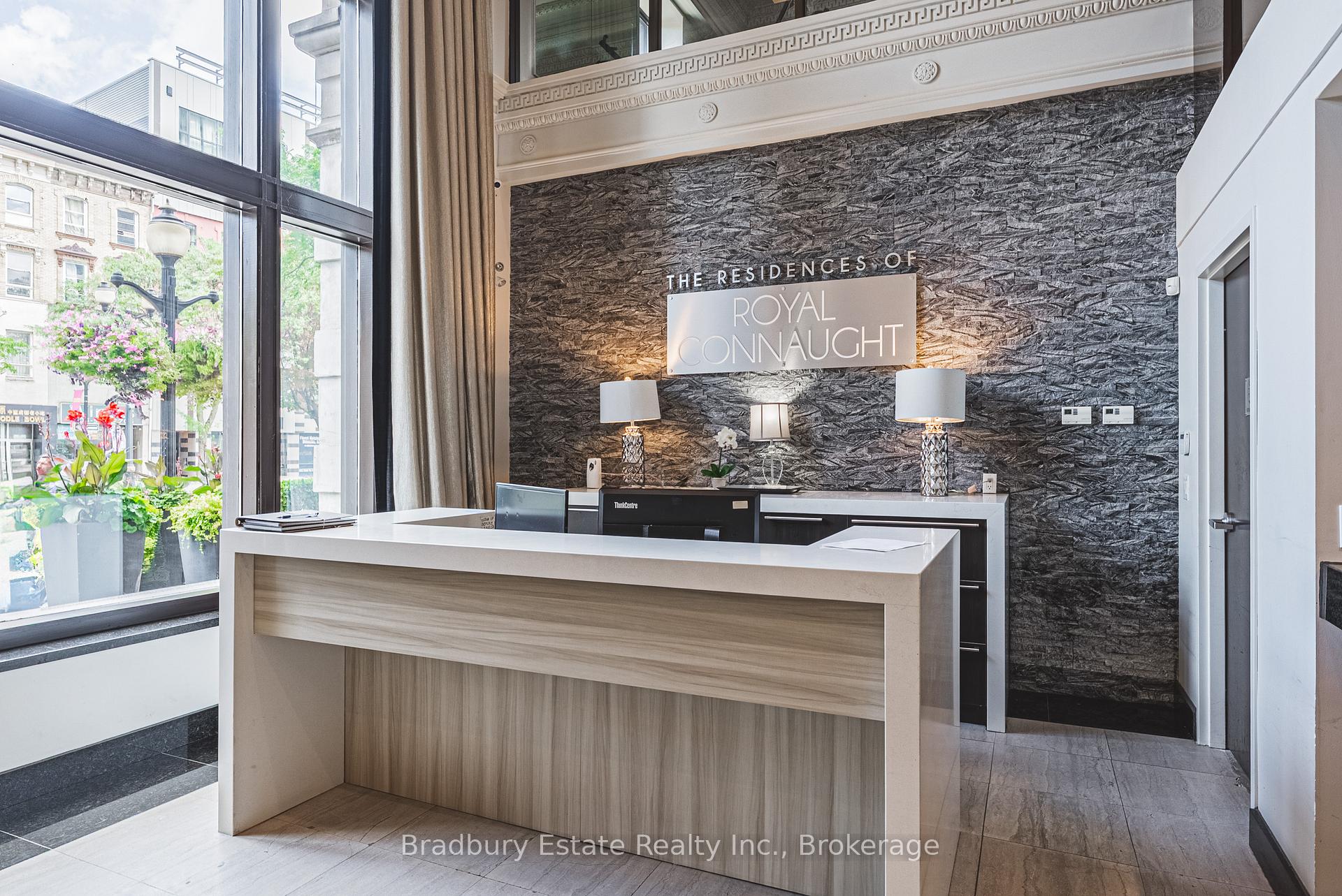 Photo 5 of Unit 819, 118 King Street E, Hamilton, Beasley — HOMEH