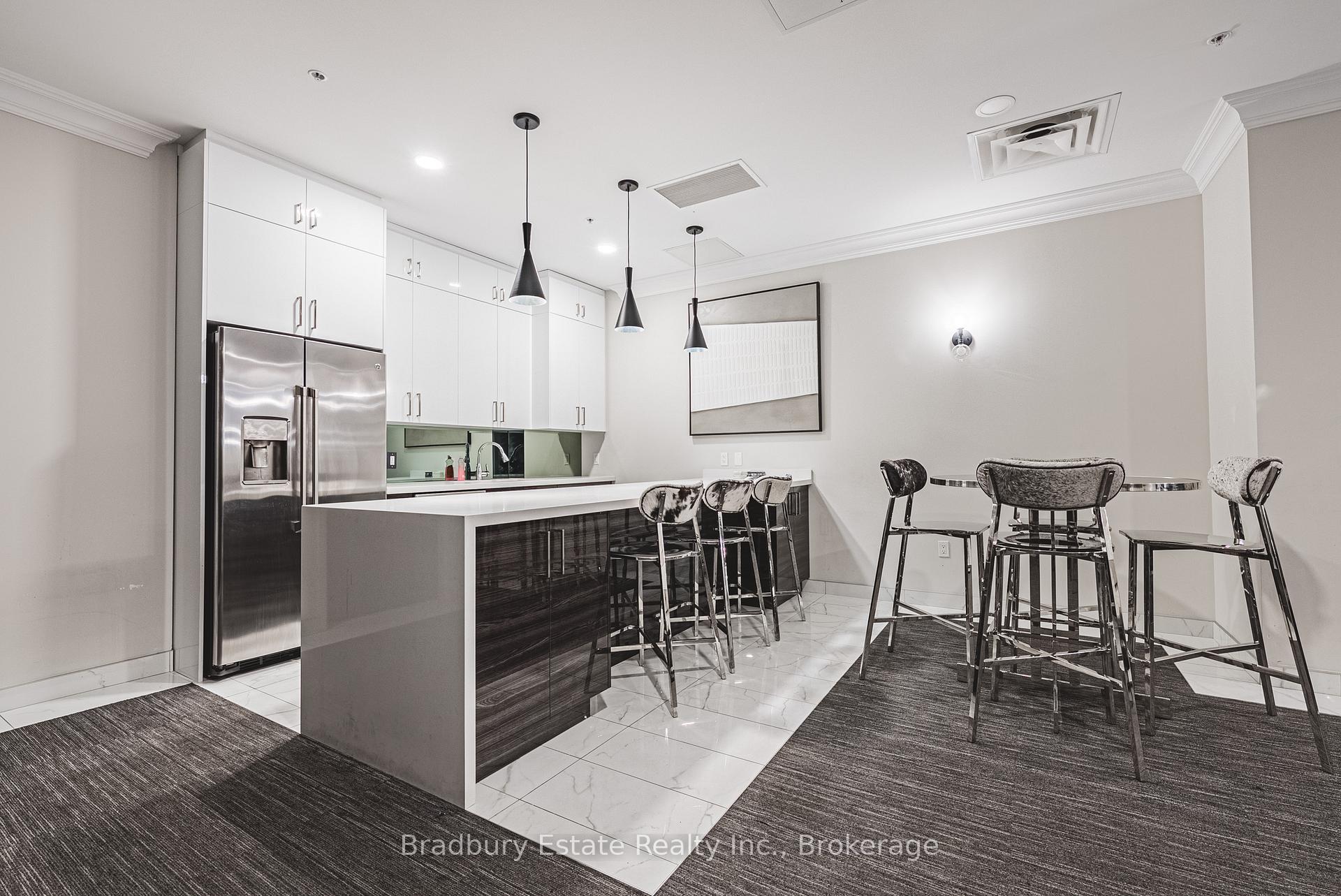 Photo 20 of Unit 819, 118 King Street E, Hamilton, Beasley — HOMEH